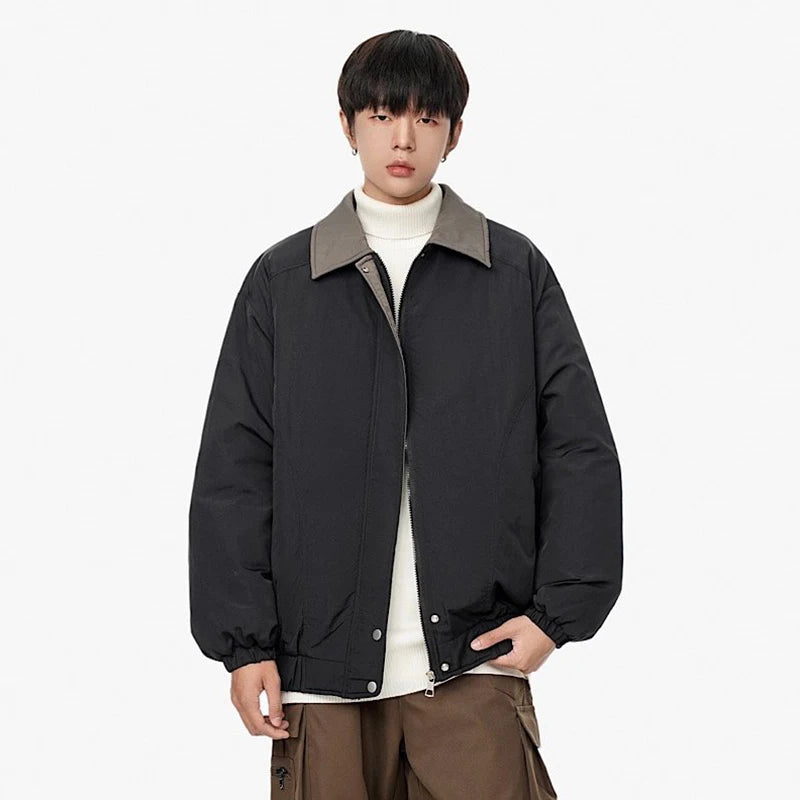 American Style Men's Padded Jacket with Turn-Down Collar, Contrast Color Zipper, Loose Fit Thick Short Coat for Winter - Casual Outdoor Wear, Street Fashion, and Daily Commuting (2024 Collection, Style 9C8546)