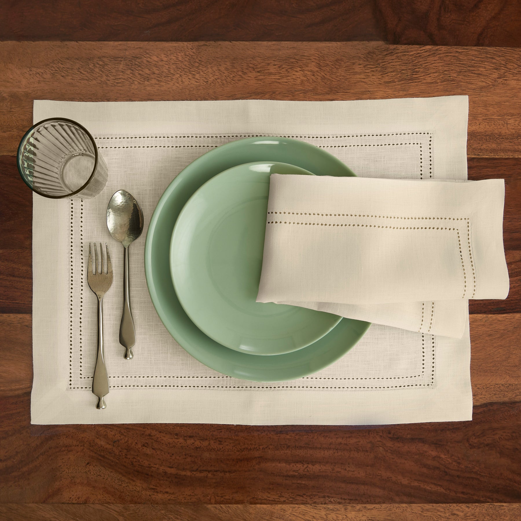 Premium Linen Double Hemstitch Placemats Set of 4 - Elegant Table Decor for Dining Room, Kitchen, and Special Occasions
