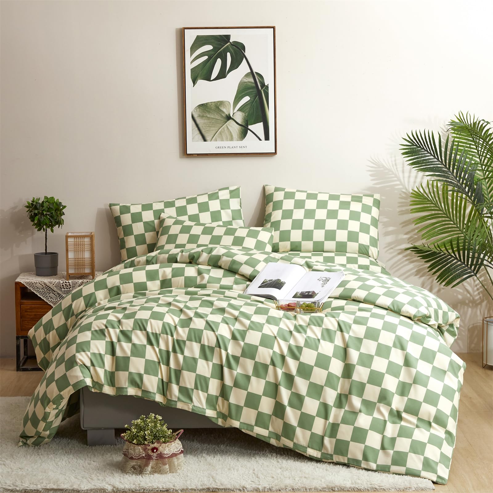 CLOTHKNOW Green Plaid Queen Comforter Set 3Pcs - Green White Checkered Bedding Set for Queen Size Beds | Soft & Cozy Winter Comforter for Bedroom Decor