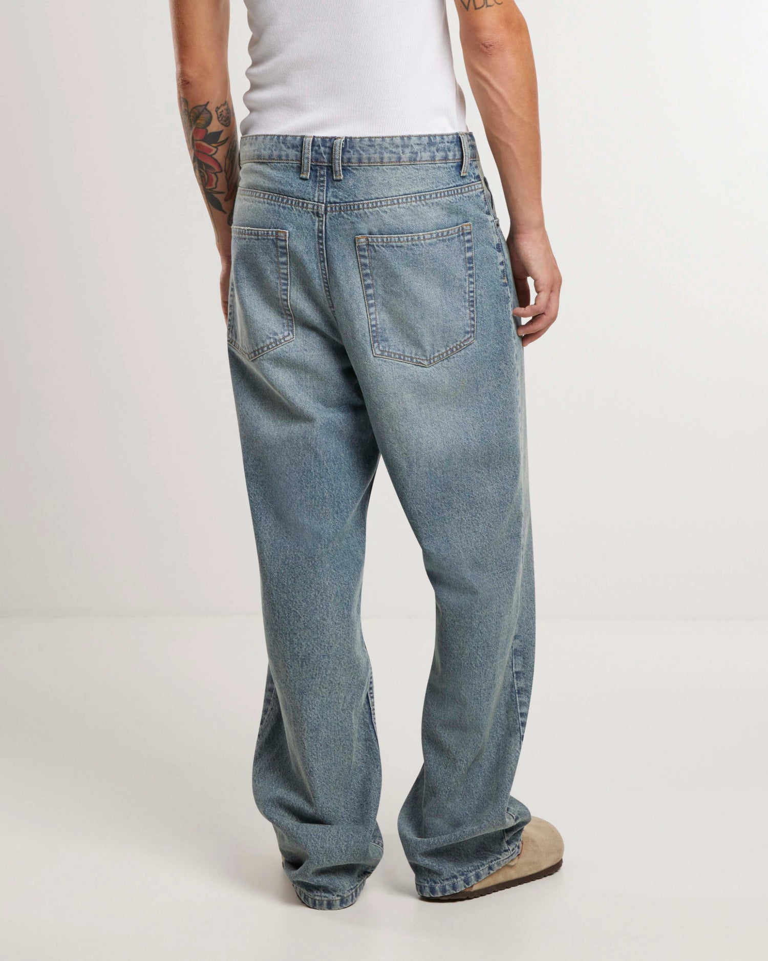Vintage Blue Baggy Denim Jeans for Women & Men - High Waisted Loose Fit Distressed Jeans - Casual Streetwear, Hip Hop Style, Everyday Wear