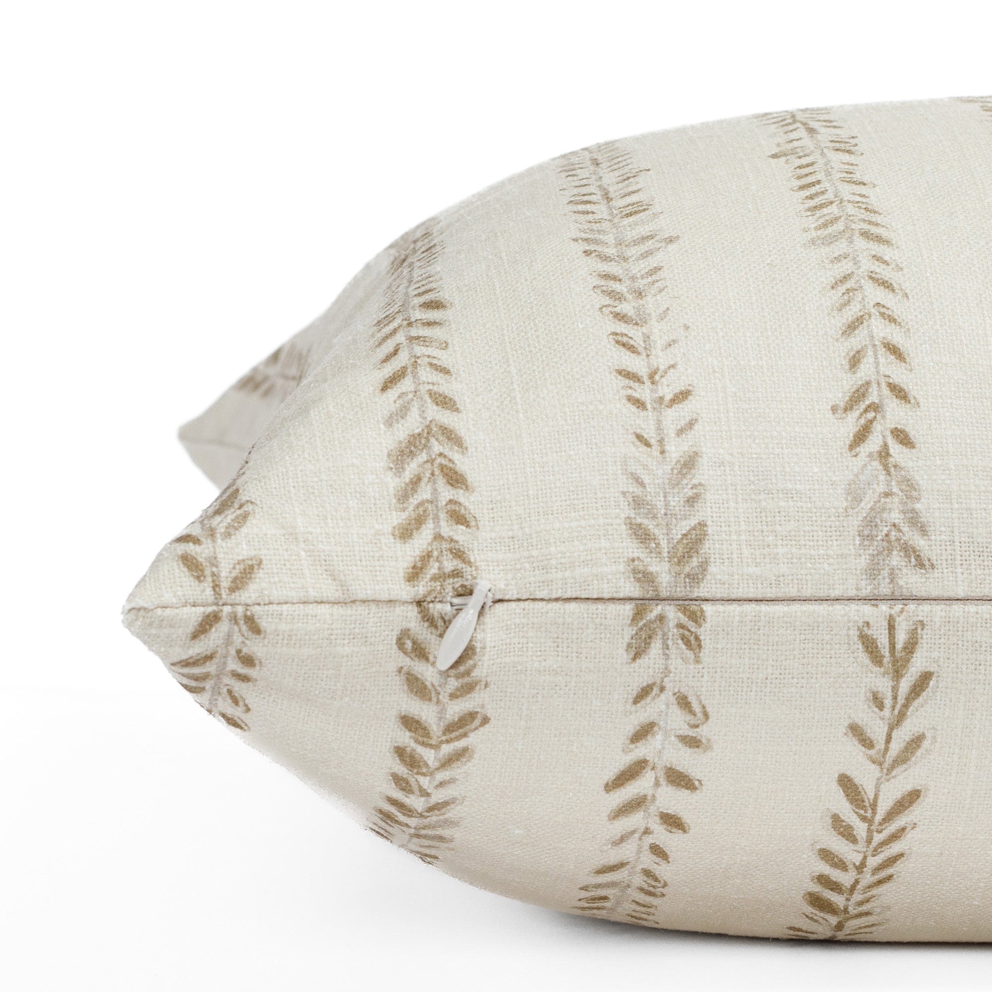 Premium Ivy 20x20 Decorative Throw Pillow in Chestnut Brown - Perfect for Sofa, Bed & Home Decor