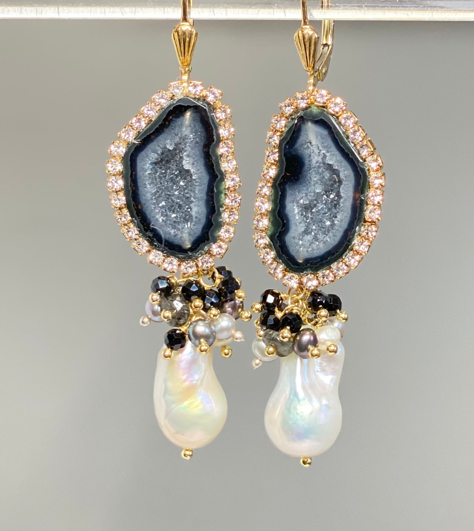 Tabasco Geode & Baroque Pearl Dangle Earrings | Black & White Statement Jewelry for Women | Perfect for Parties, Weddings & Evening Events