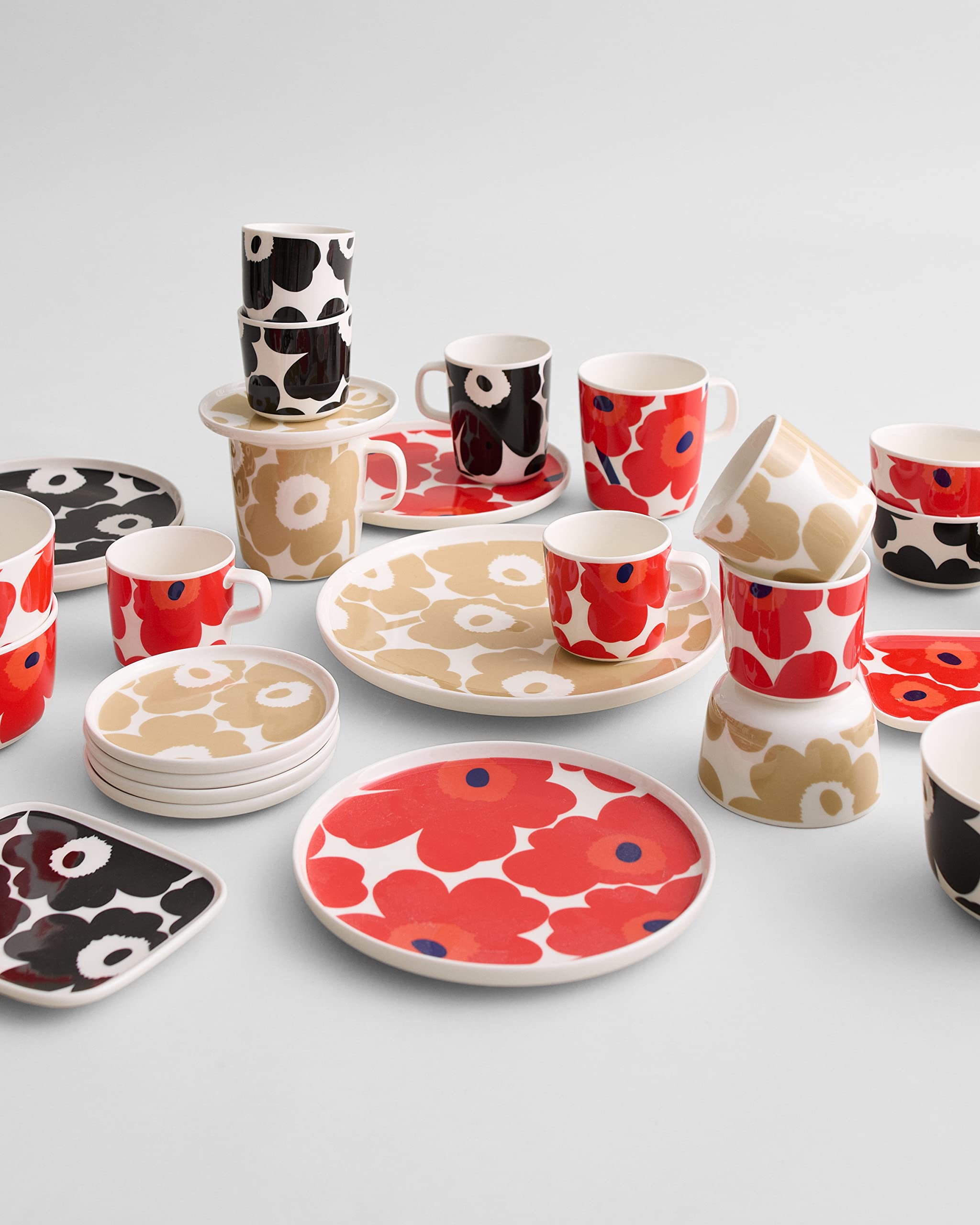 Marimekko Unikko Oiva 4-Piece Stoneware Breakfast Set - Coffee Mugs & Salad Plates for Brunch, Kitchen Decor & Gift Giving