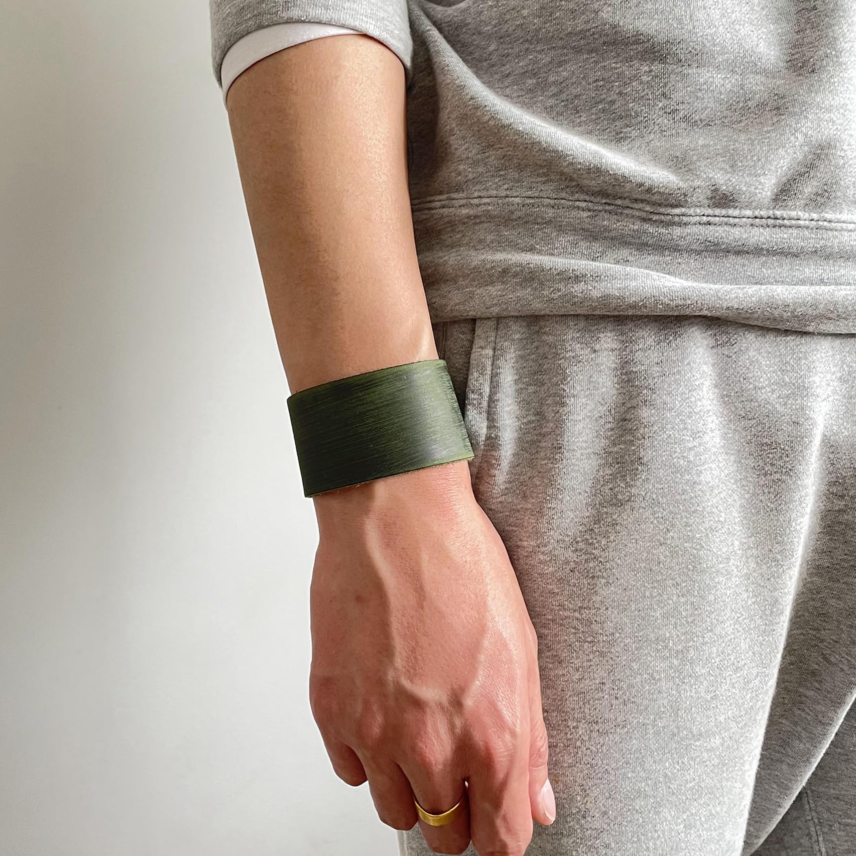Punk Rock Wide Faux Leather Wristband - Retro Adjustable Snap Bracelet Arm Band Cuff - Perfect for Concerts, Festivals & Gothic Fashion
