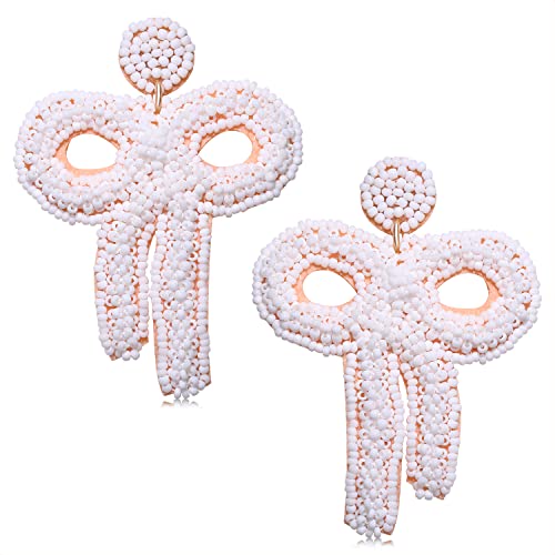 beaded knot-white