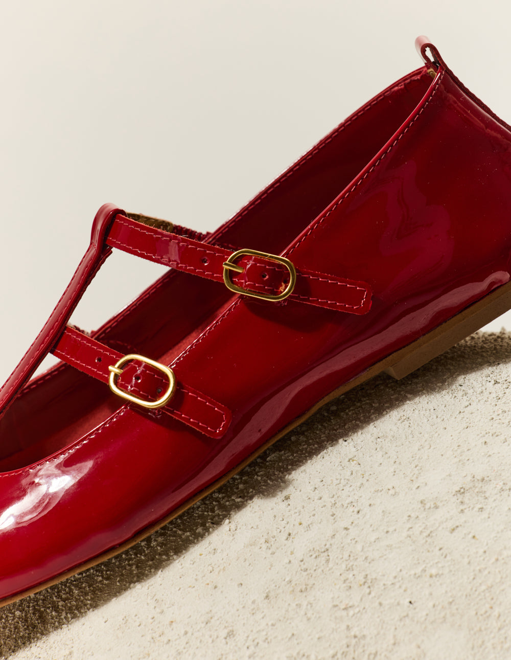 Stylish Sira Red Patent Leather Ballerina Flats - Perfect for Work, Parties & Casual Outfits