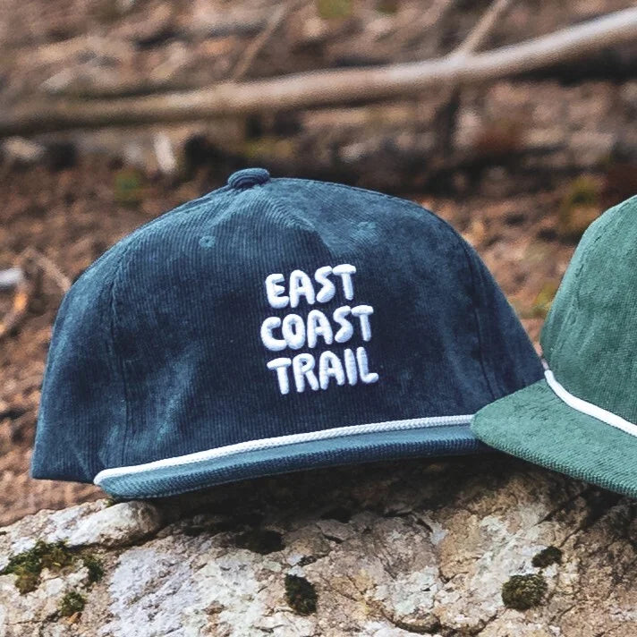 Stylish Corduroy Flat Brim Baseball Cap for Men & Women - Trendy Unisex Adjustable Hat for Outdoor Activities, Sports, and Casual Wear