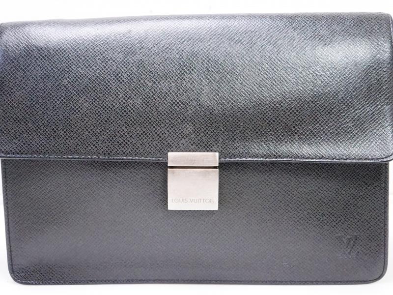 Authentic Pre-Owned Louis Vuitton Taiga Ardoise Black Pochette Selenga Clutch Bag M30782 200187 - Luxury Vintage Clutch for Women, Perfect for Evening Parties & Special Occasions