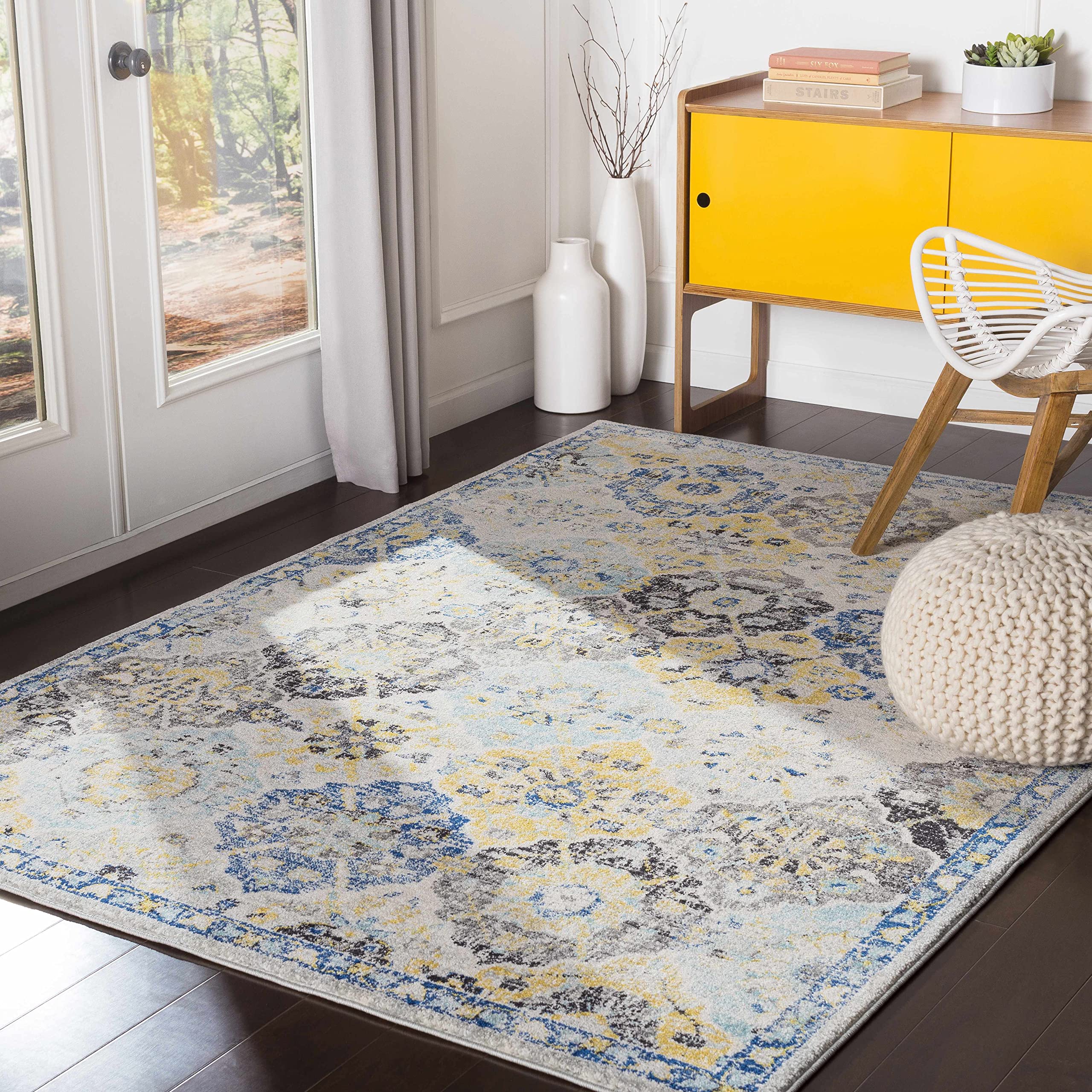 Hauteloom Leggett Traditional Area Rug 2' x 3' - Soft Gray, Black & Beige Living Room & Bedroom Rug - Perfect for Home Decor, Dorm & Office Spaces
