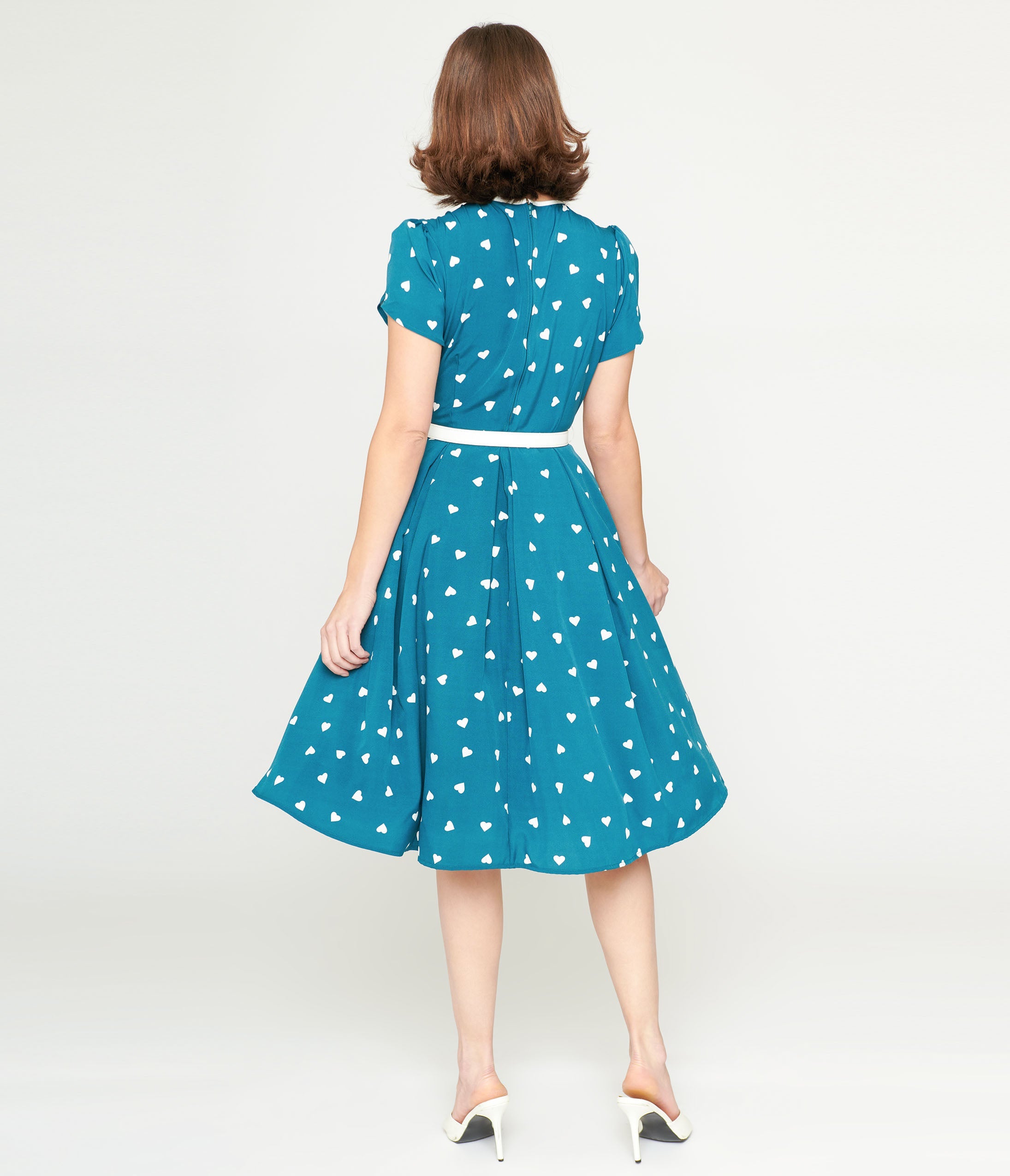 Vintage 1940s Teal & White Heart Dahlia Swing Dress - Retro Tea Length Dress for Women - Perfect for Swing Dancing, Cocktail Parties & Vintage Themed Weddings