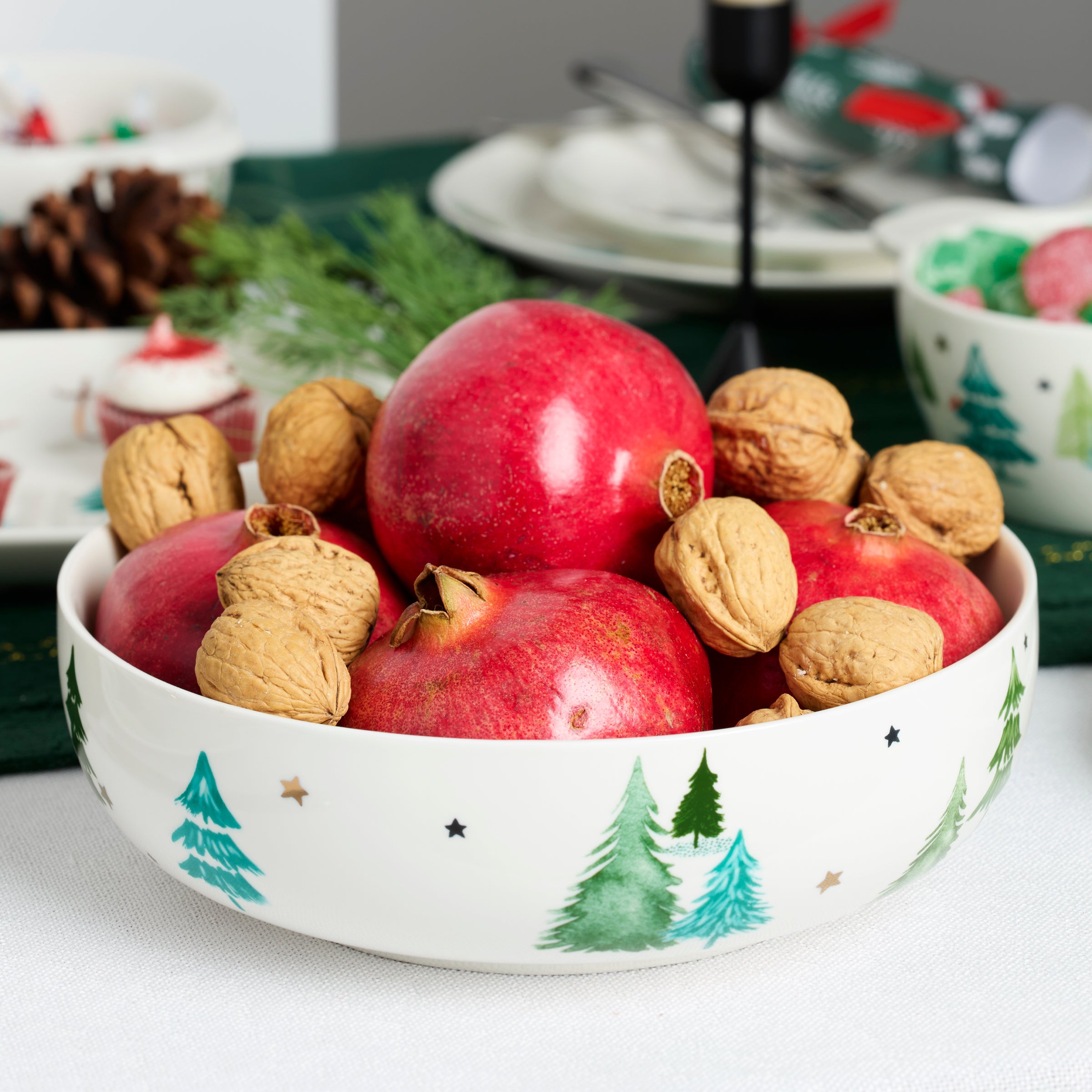 Balsam Lane Serving Bowl - Elegant Ceramic Salad Bowl for Entertaining, Family Dinners & Holiday Gatherings - Perfect for Salads, Pasta, Fruit & More