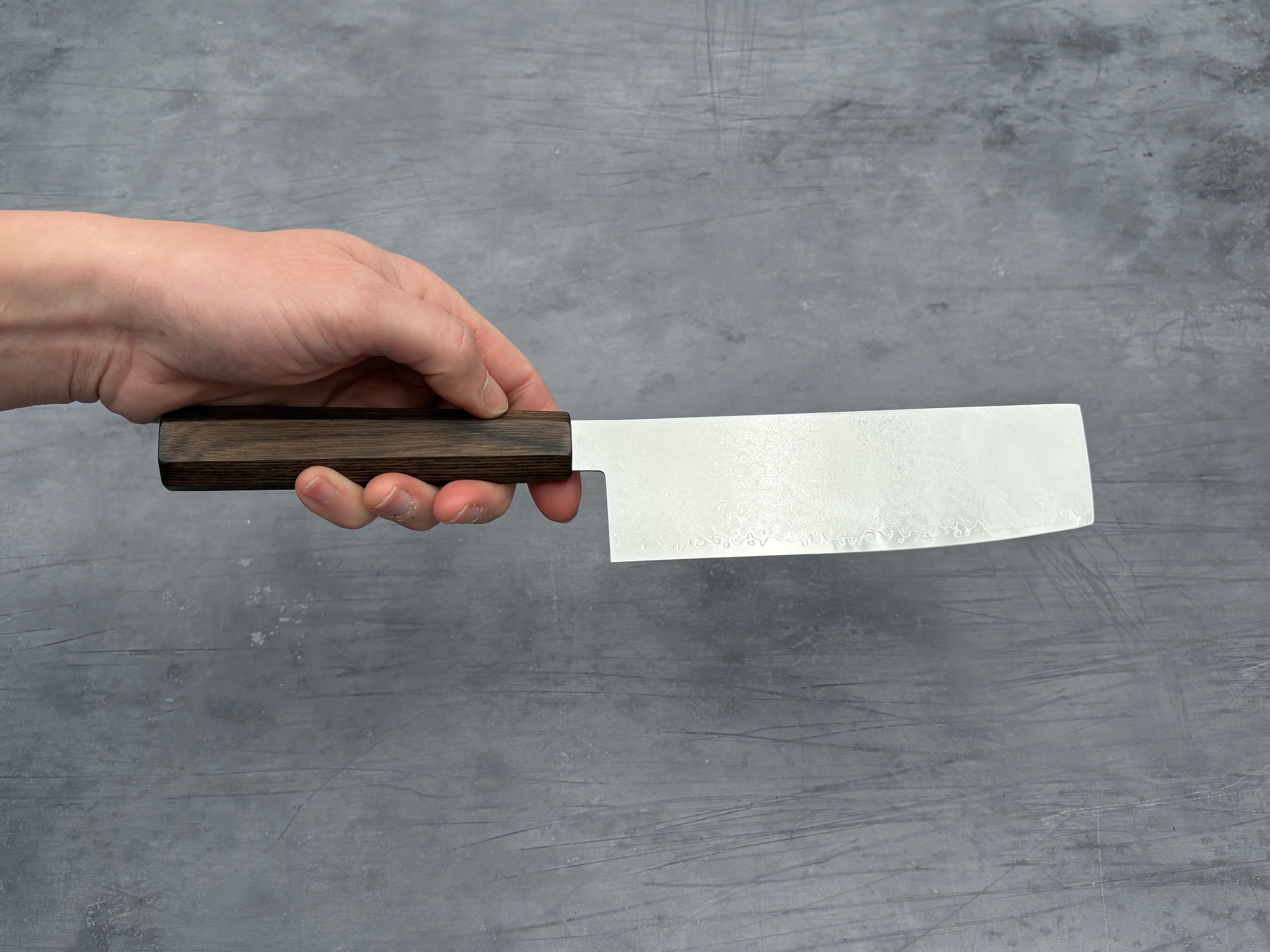Premium Seki VG10 Mirror Damascus Nakiri Knife - Japanese Vegetable Chopper - Professional Chef Knife for Sushi, Vegetables & Herbs - Perfect for Home Kitchens & Culinary Enthusiasts