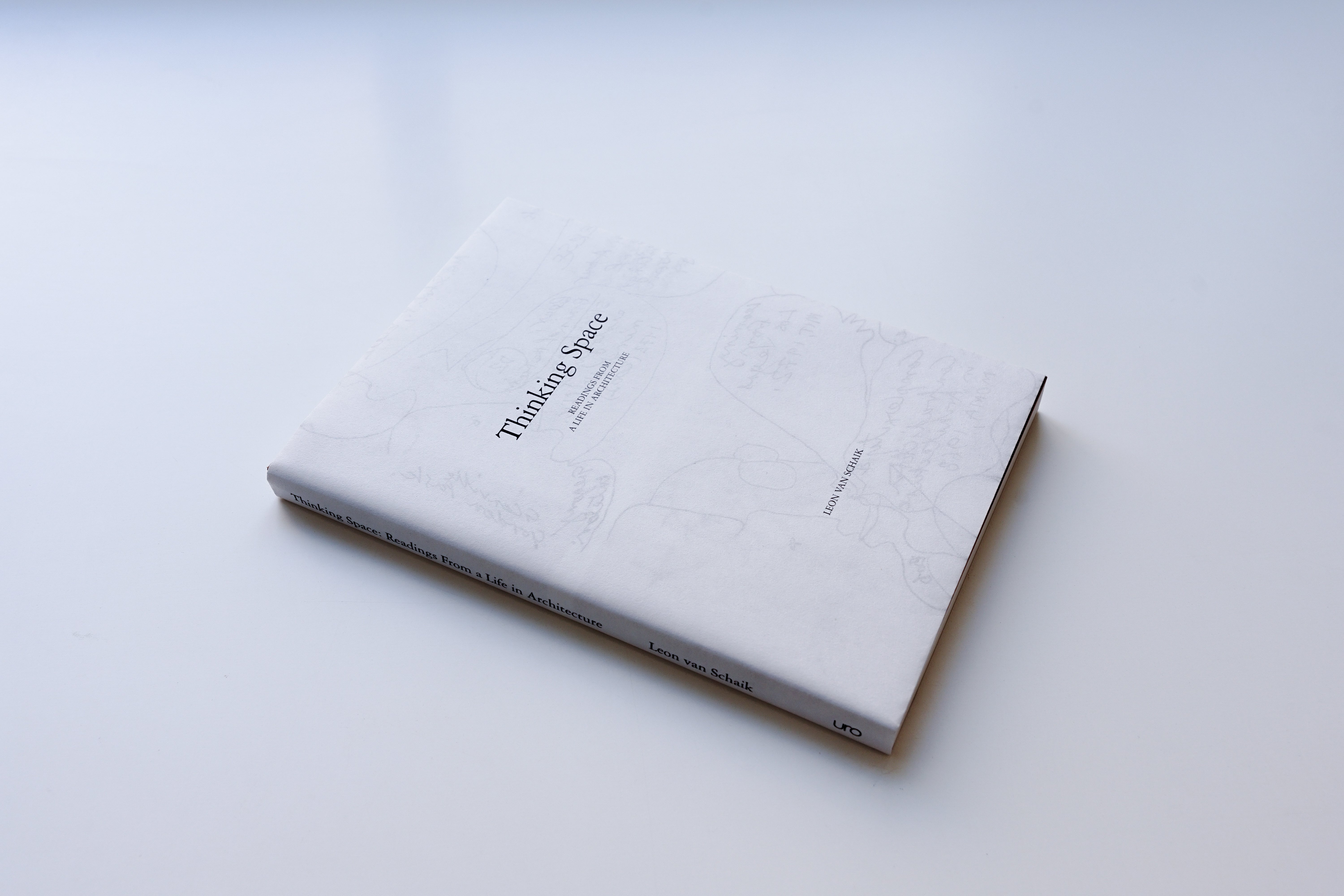 Thinking Space: Architectural Insights and Life Reflections - Perfect for Design Enthusiasts, Students, and Professionals