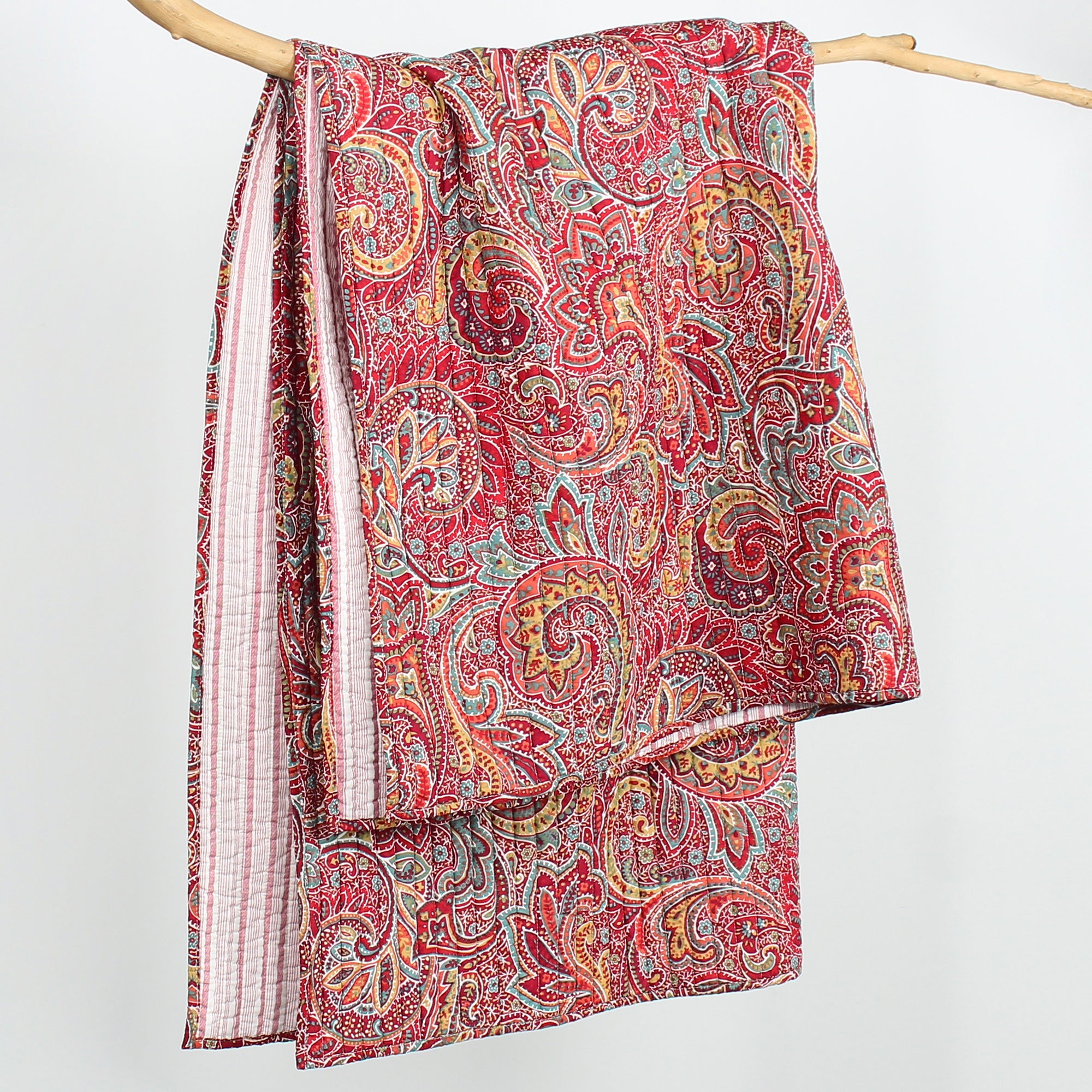 Kimpton Quilted Throw Blanket - Ultra Soft & Cozy Bedspread for Couch, Sofa, or Bed - Perfect for Home Decor, Living Room, and Gift Giving