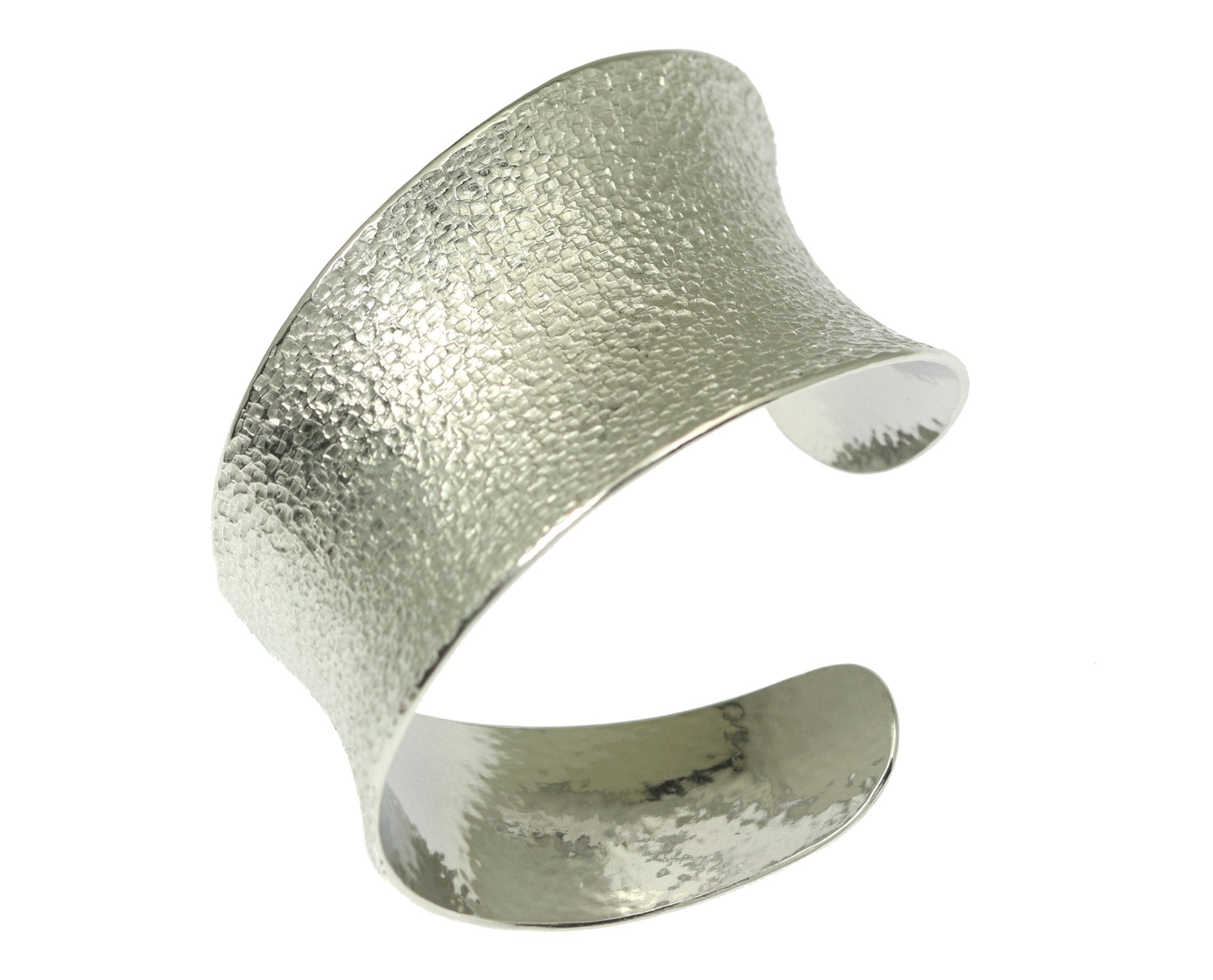 Textured Aluminum Anticlastic Bangle Bracelet for Women - Lightweight & Durable Fashion Jewelry - Perfect for Casual Wear, Office & Special Occasions