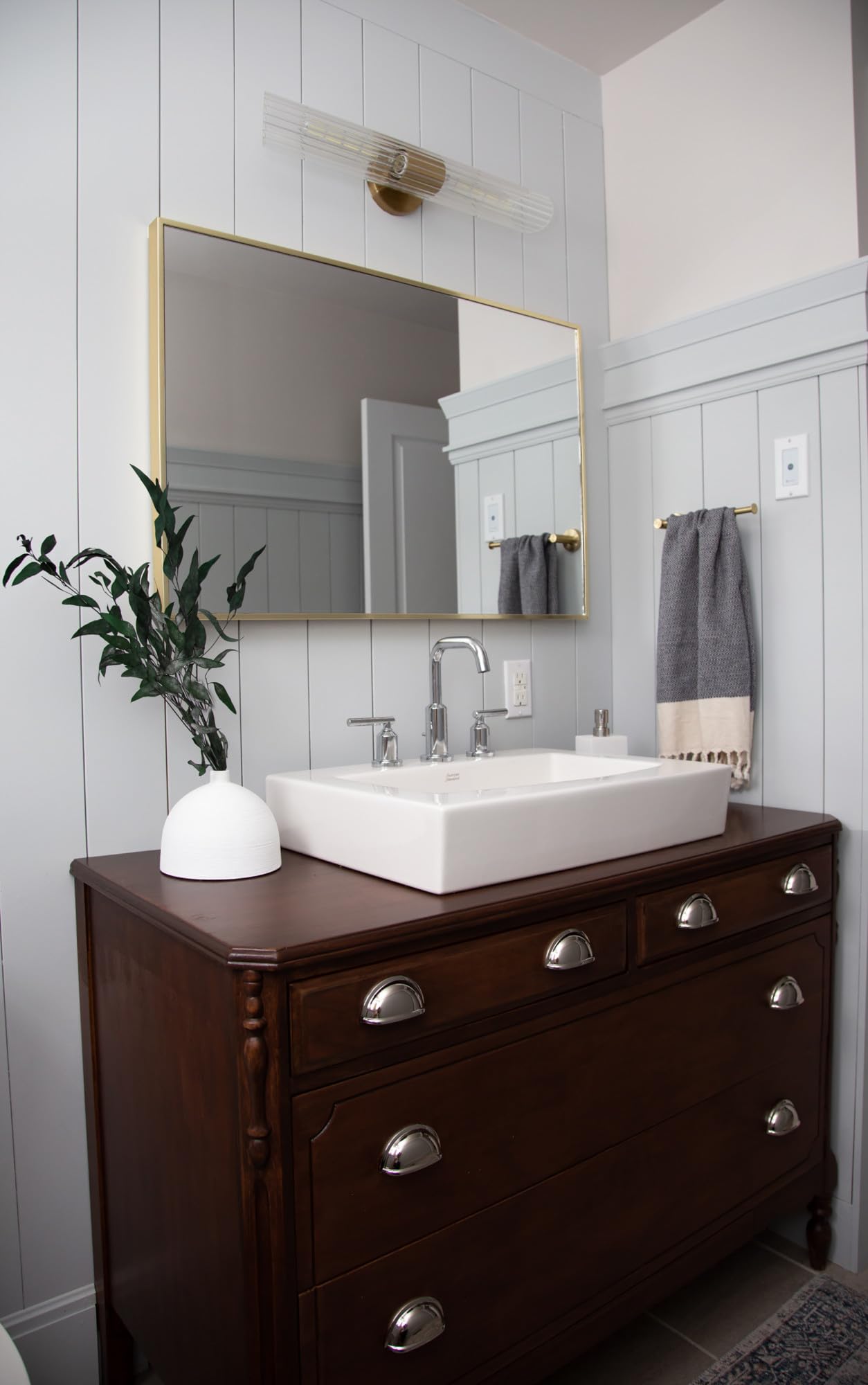 2-Light Aged Brass Vanity Light with Clear Fluted Glass Shades - Perfect for Bathroom, Powder Room, and Dressing Area Lighting