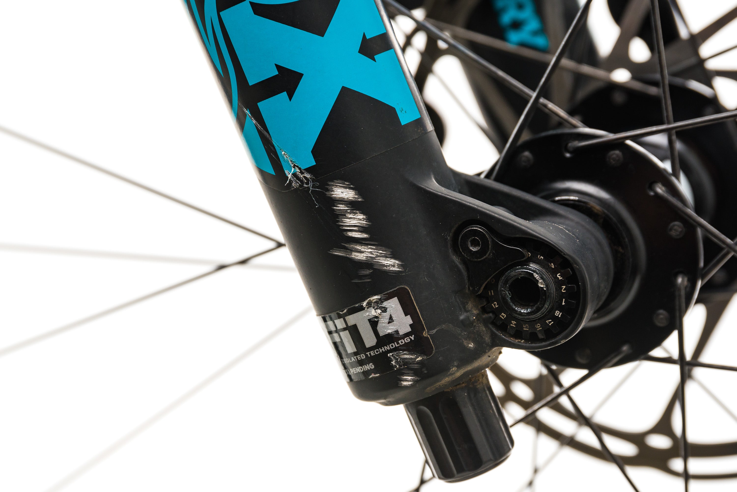 2018 Yeti SB6 Turq X01 Mountain Bike - Medium Size, High-Performance Full Suspension MTB for Trail & Enduro Riding | Perfect for Mountain Adventures & Off-Road Cycling