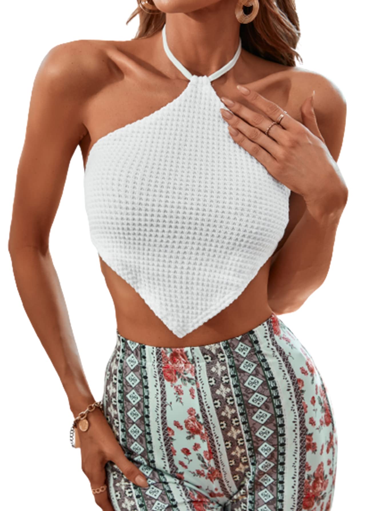 SOLY HUX Women's Waffle Knit Halter Tie Back Backless Asymmetrical Hem Crop Cami Top - Sexy Summer Casual Tops for Beach, Party & Date Night Outfits