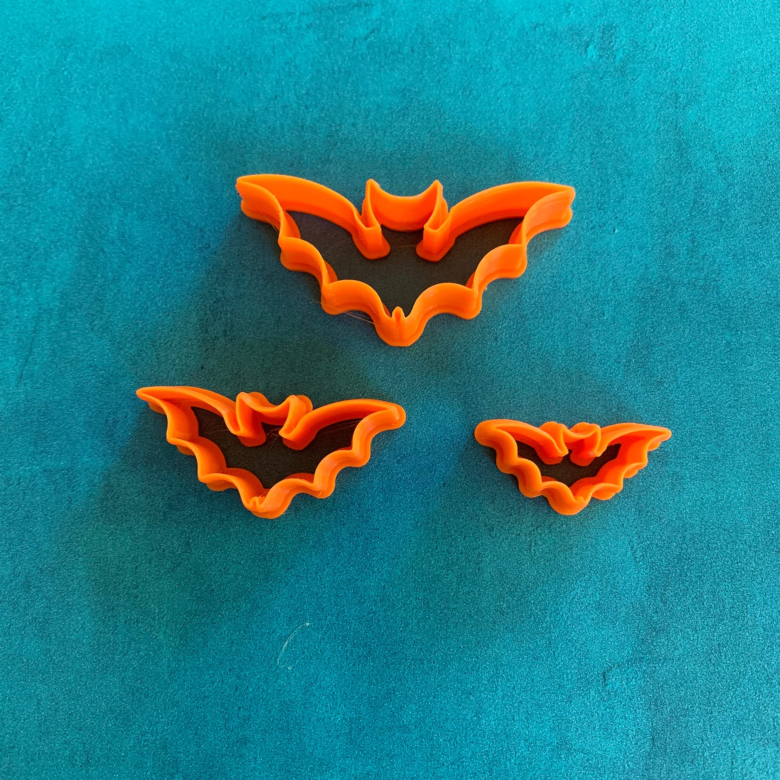 Polymer Clay Cutter Set - Flying Bats Design for DIY Jewelry, Halloween Earrings & Polymer Art | Perfect for Handmade Crafts, Cosplay Accessories & Gift Making