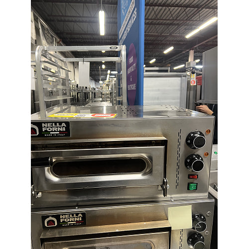 Used Nella 23 Single Chamber Compact Series Pizza Oven 110V 2.3kW Commercial Countertop Pizza Maker - Perfect for Restaurants, Pizzerias & Home Kitchens