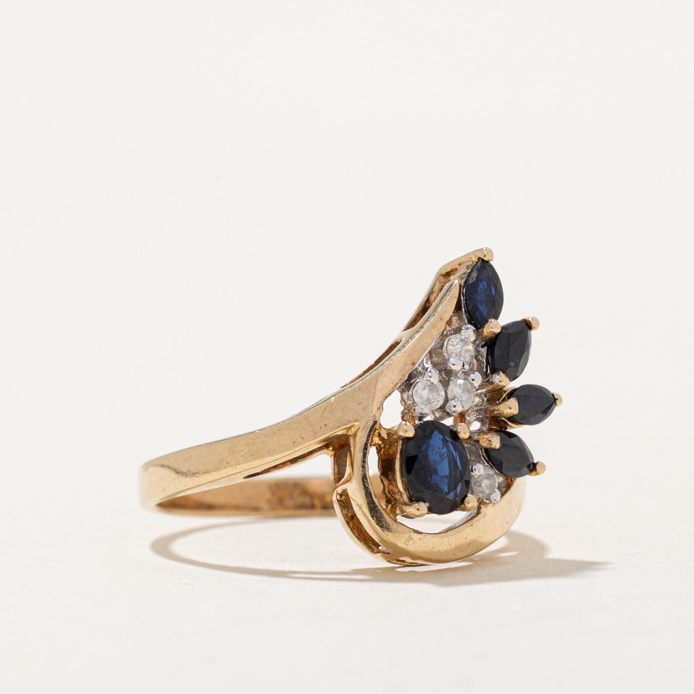 Exquisite 0.48ctw Sapphire & 0.04ctw Diamond Cocktail Ring - Size 7 | Elegant Women's Jewelry for Parties, Weddings & Special Occasions