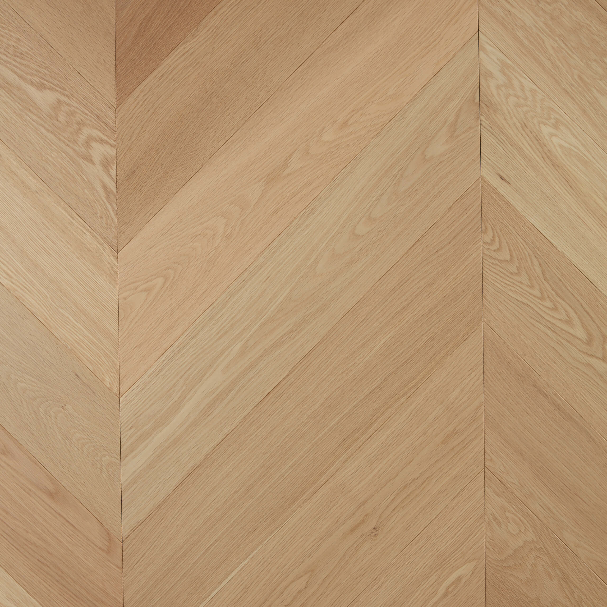 Premium European Oak Chevron Engineered Hardwood Flooring 600x120x15/4mm - Natural Finish for Living Room, Bedroom & Office - Durable & Stylish Home Decor