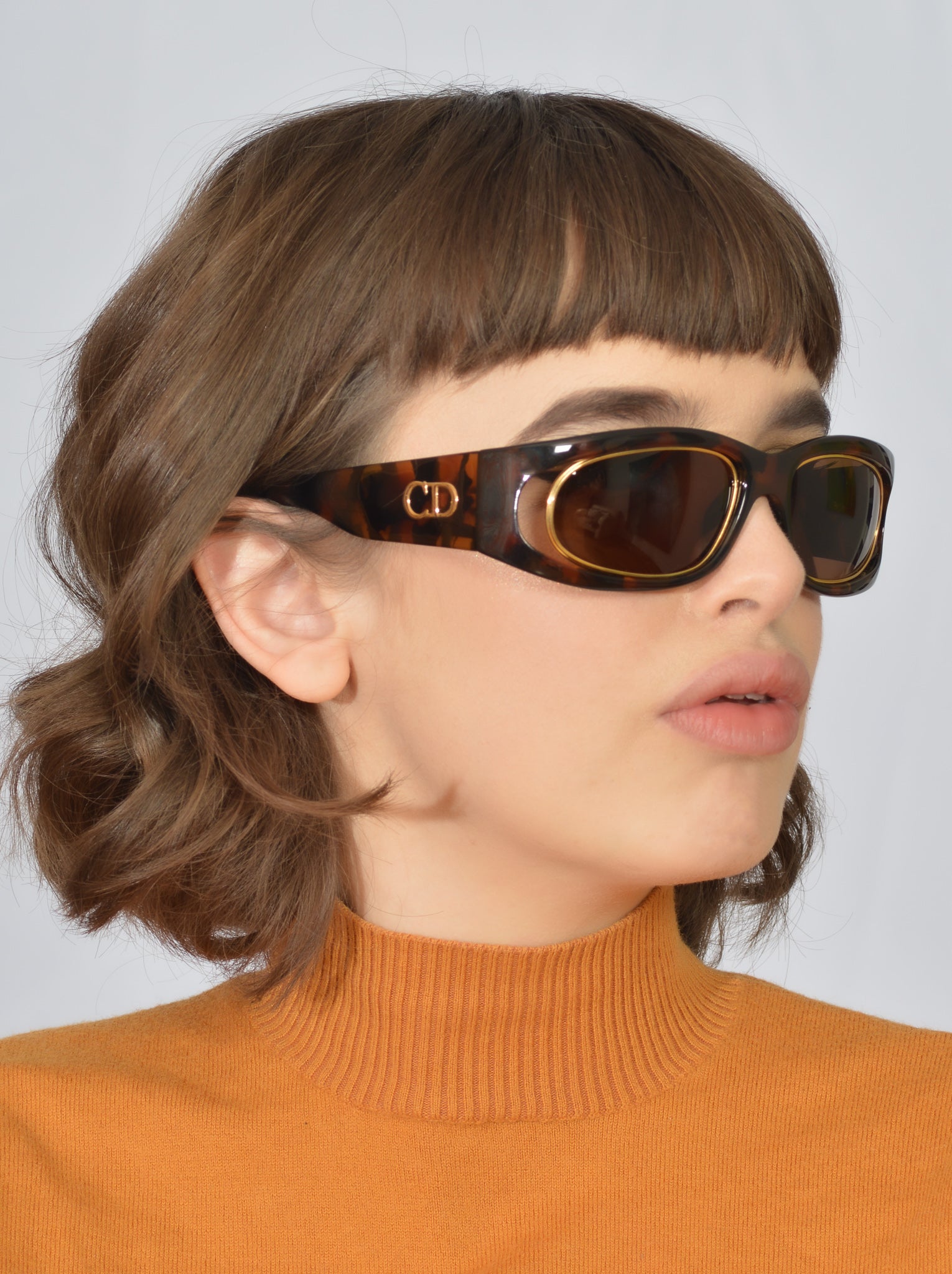 Christian Dior 2040 11H Sunglasses - Luxury Designer Shades for Women & Men - UV Protection & Fashion Statement - Perfect for Beach, Driving & Outdoor Activities