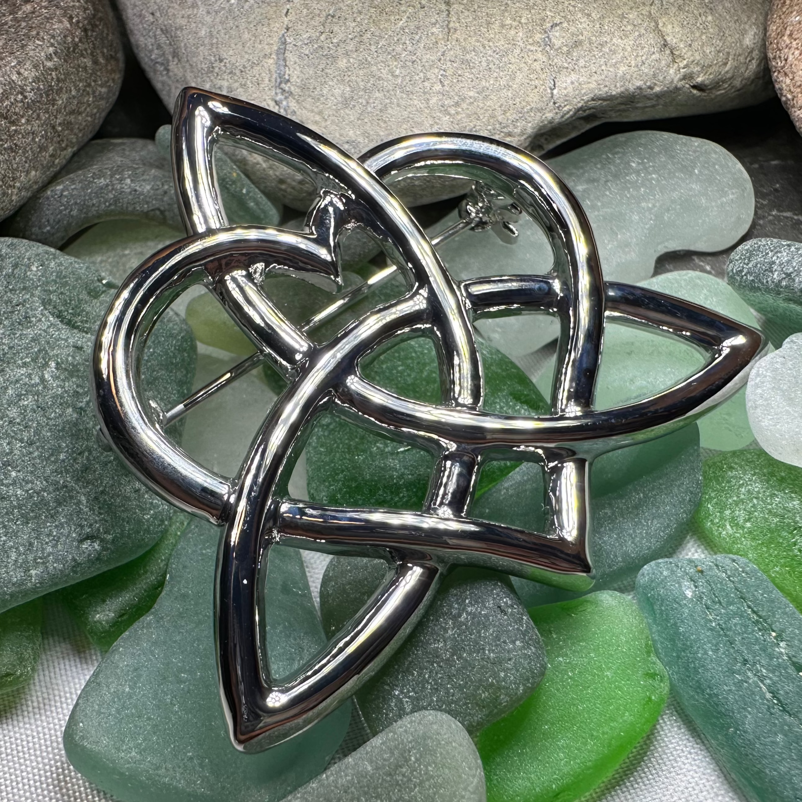 Celtic Love Knot Brooch - Sterling Silver Irish Claddagh Pin for Women - Perfect for Weddings, Anniversaries & Celtic Heritage Gifts