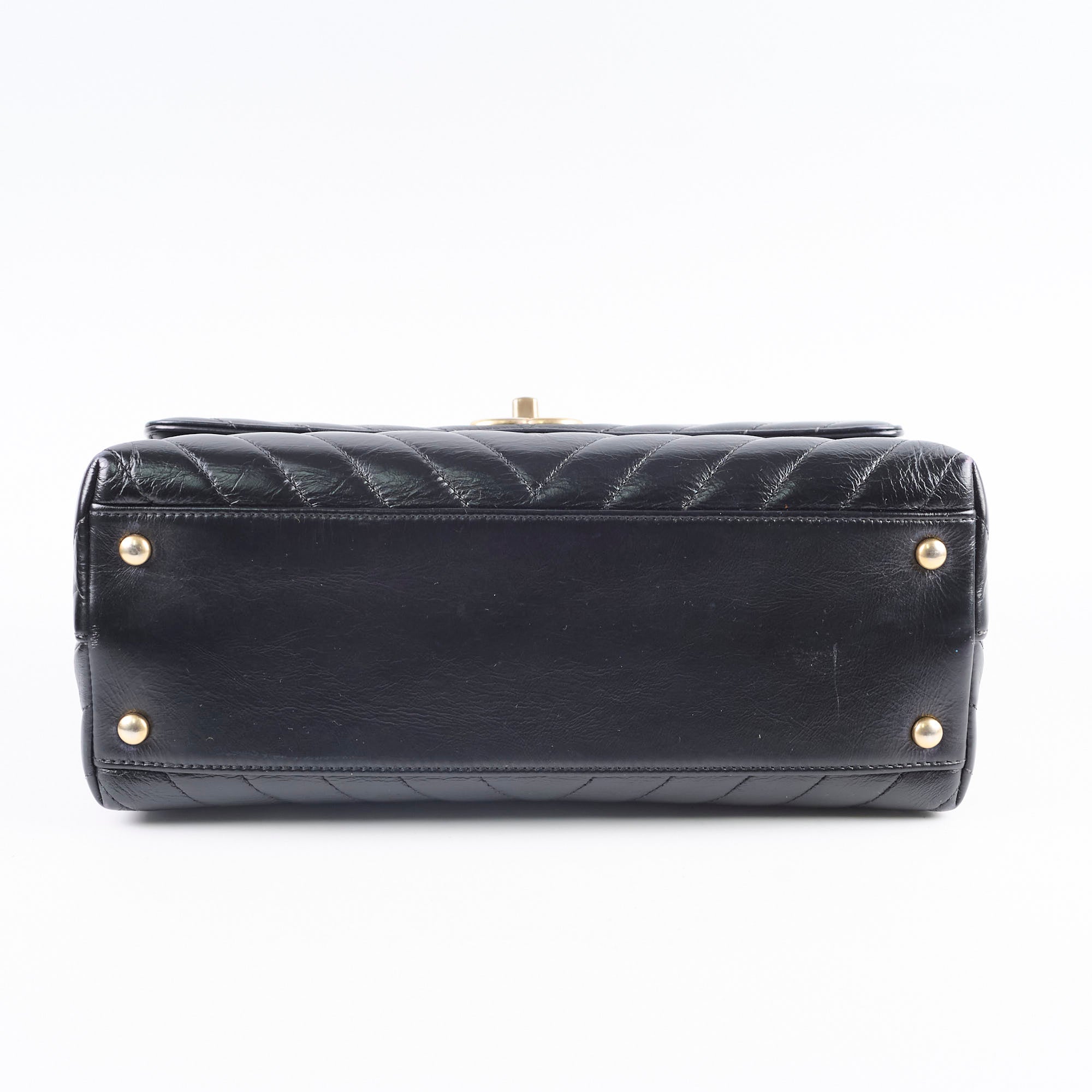 Chanel Medium Chevron Coco Handle Bag in Black - Luxury Designer Handbag for Women, Perfect for Work, Evening Events & Special Occasions