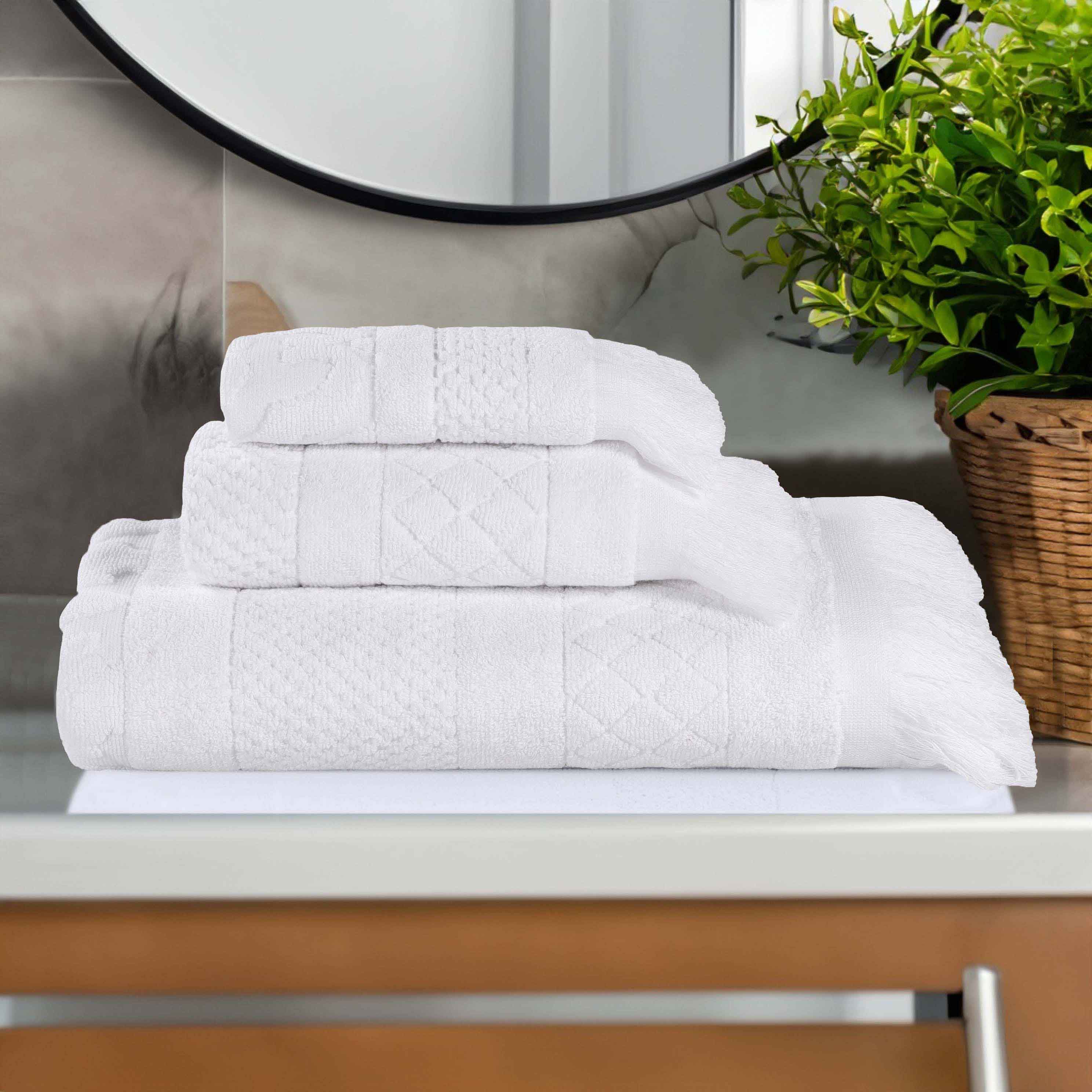 Premium Cotton Geometric Jacquard Plush Soft Absorbent 3-Piece Bath Towel Set - Luxury Spa & Guest Bathroom Essentials