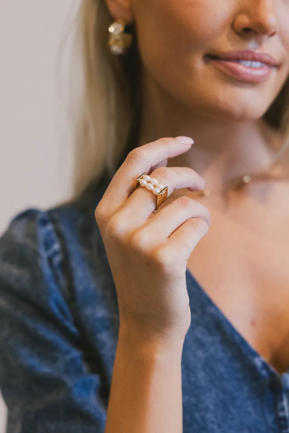 Lennon Pearl Ring for Women - Elegant 925 Sterling Silver Pearl Jewelry Gift for Her - Perfect for Weddings, Anniversaries & Special Occasions