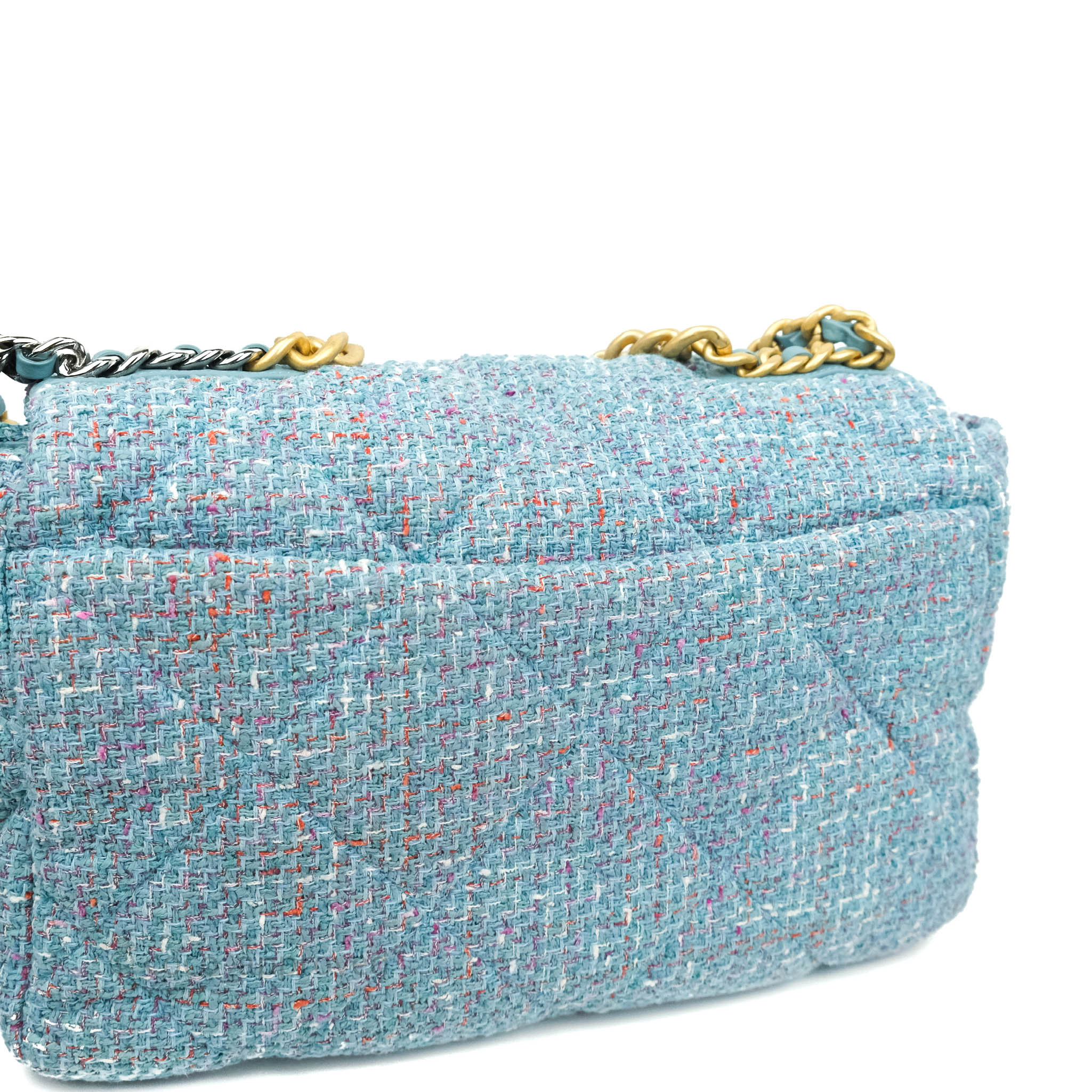 Chanel 19 Maxi Flap Bag in Blue Tweed with Mixed Hardware - Luxury Designer Handbag for Women, Perfect for Parties, Work & Everyday Use