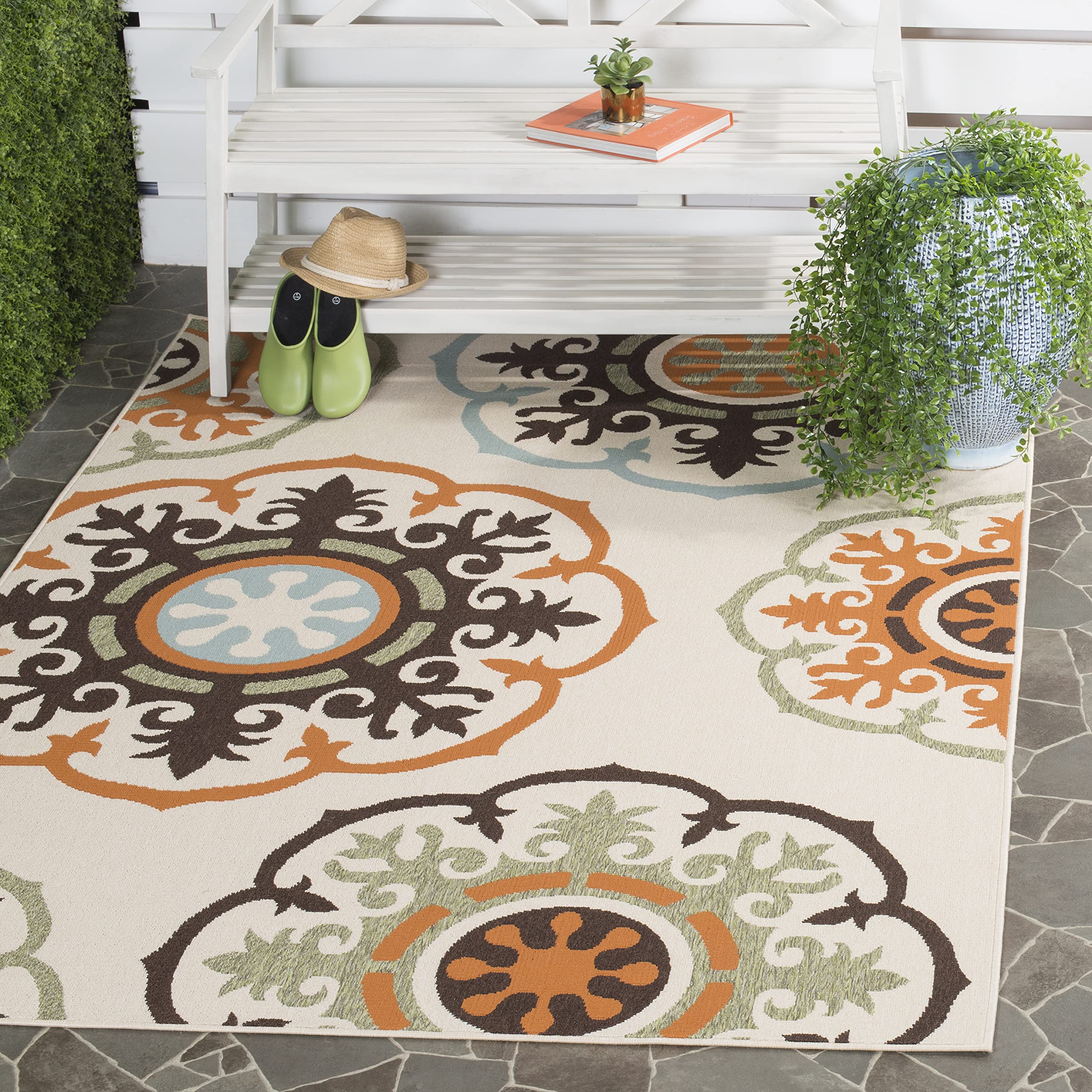 SAFAVIEH Veranda Collection 6'7