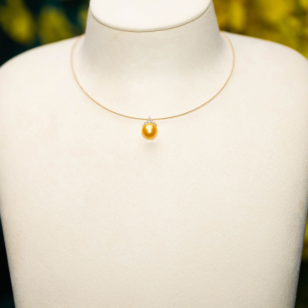 18K Solid Gold South Sea Golden Pearl Necklace - Luxury Women's Jewelry Gift for Wedding, Anniversary & Special Occasions | Elegant Pearl Pendant for Formal Events & Evening Wear