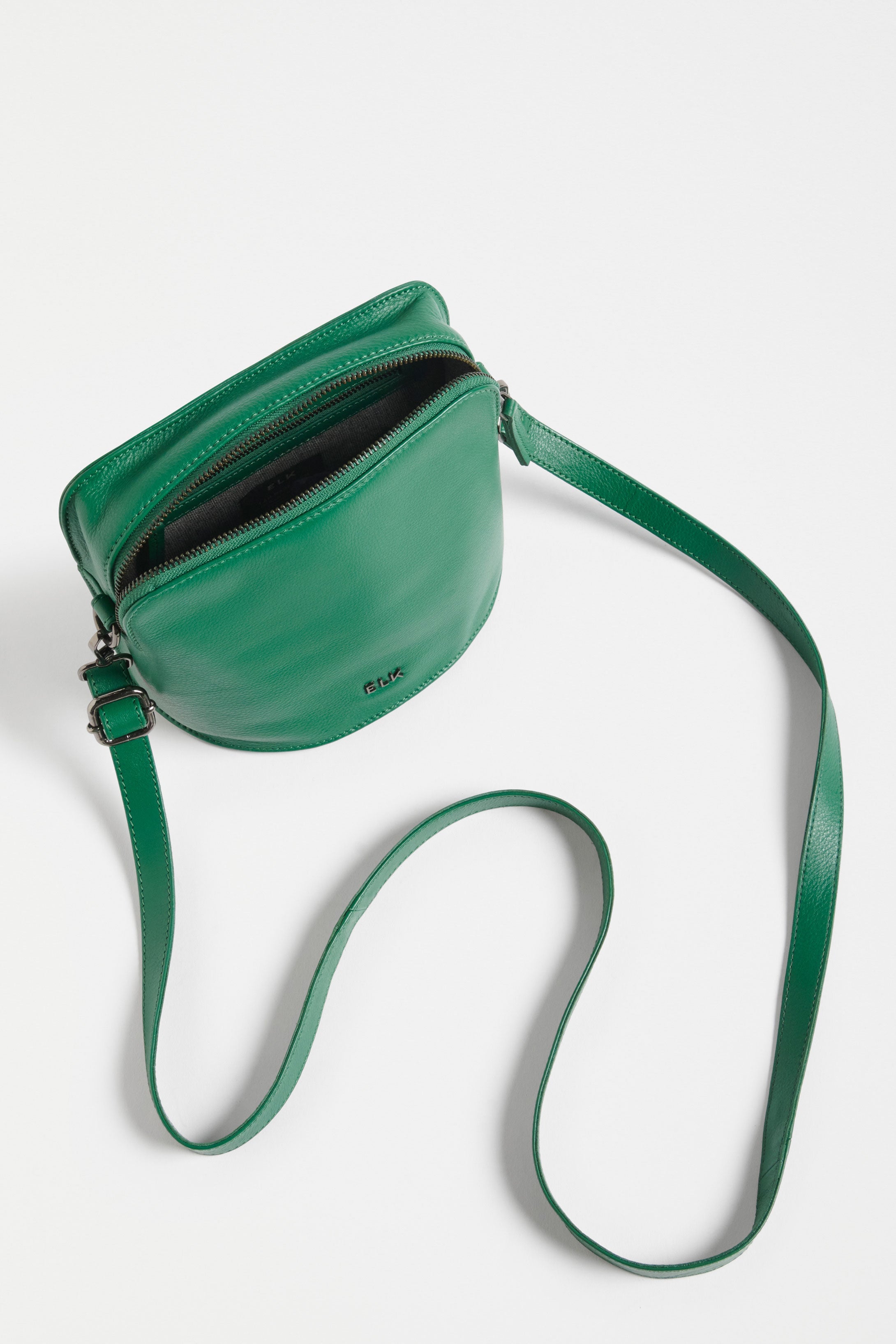 Frede Crossbody Bag for Women - Stylish & Lightweight Shoulder Purse - Perfect for Travel, Shopping, and Everyday Use