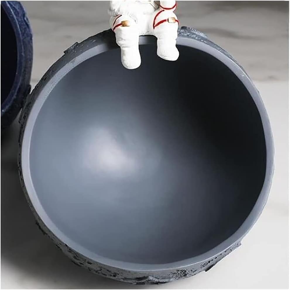 Astronaut Key Tray - Stylish Key Organizer & Jewelry Storage Bowl for Entryway, Tabletop, or Nightstand - Perfect for Keys, Earrings, Coins & Candy - Unique Housewarming Gift (Grey) - Ideal for Home Decor, Office Organization & Space-Themed Rooms