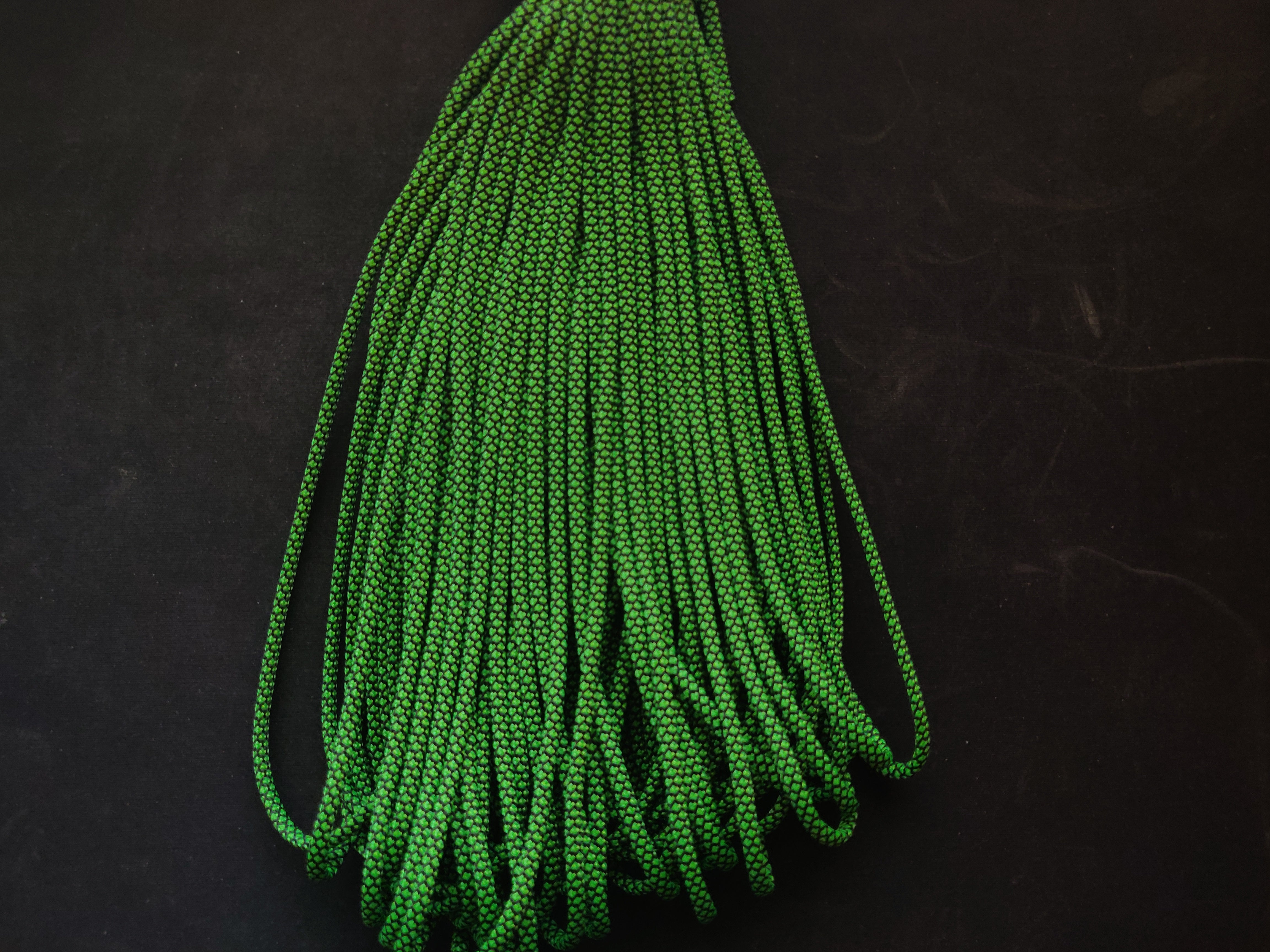 Neon Green Diamond Jewelry – Stunning & Elegant for Parties, Weddings & Special Occasions