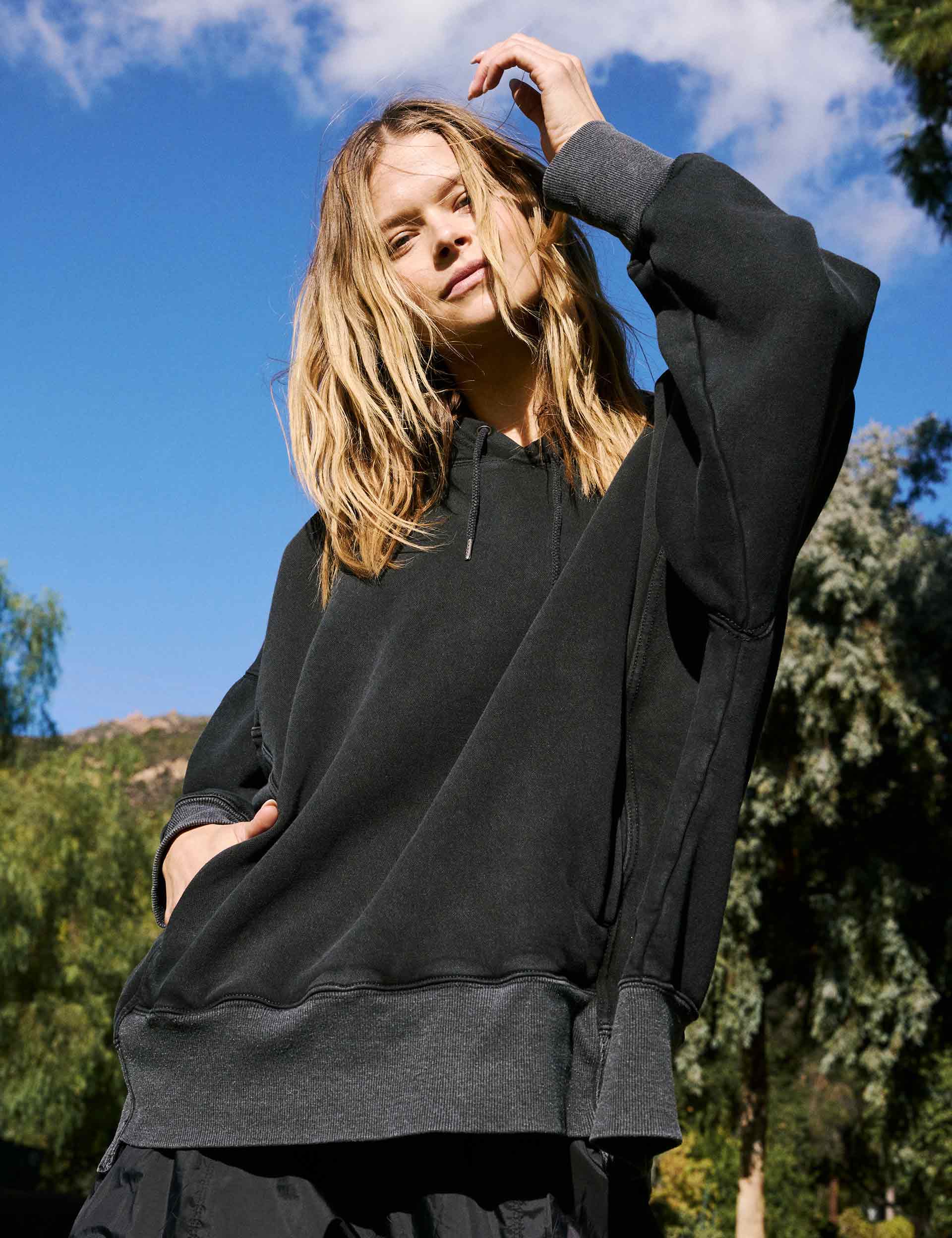 Sprint To The Finish Hoodie - Black | Comfortable & Stylish Pullover for Running, Gym & Casual Wear