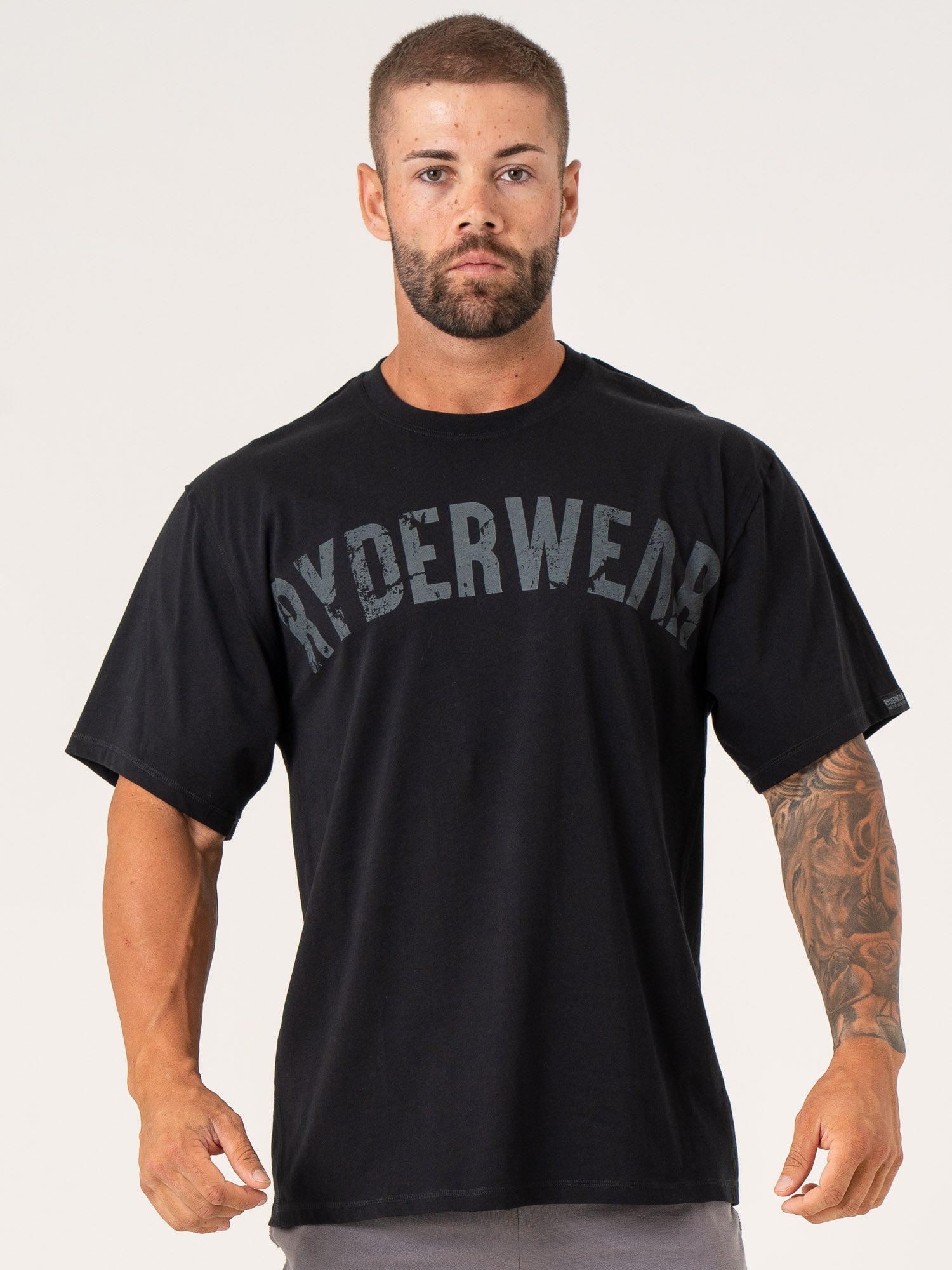 Force Oversized T-Shirt for Men - Black | Comfortable & Stylish Streetwear for Casual Outfits & Loungewear