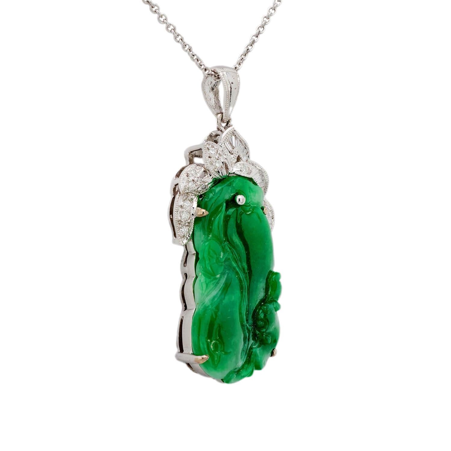 18K Gold Jade and Diamond Pendant Necklace for Women - Elegant Jewelry Gift for Birthday, Anniversary & Special Occasions