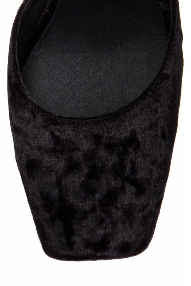 Jeffrey Campbell Women's Ovr_N_Out Black M Leather Boots - Stylish Ankle Booties for Casual Outfits & Night Out