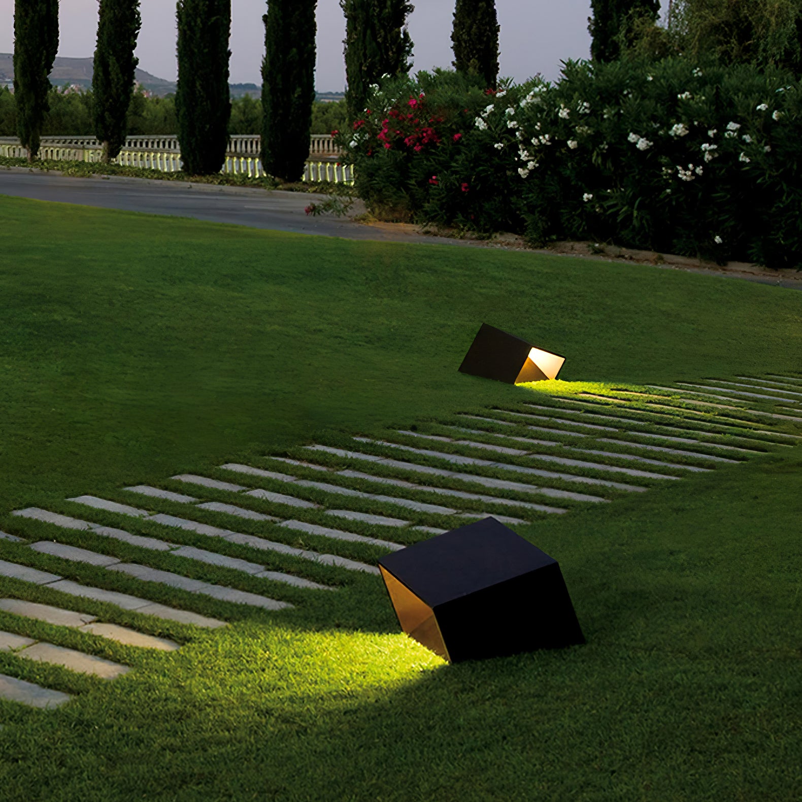 Solar Powered LED Cube Garden Lights - Waterproof Outdoor Decorative Lighting for Patio, Yard, Pathway & Landscape - Warm White & Cool White Options