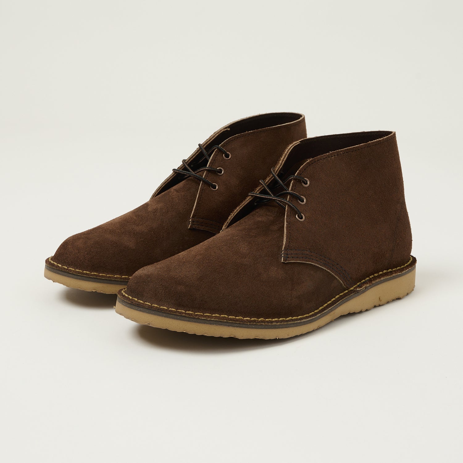 Red Wing 3315 Weekender Chukka Boot - Men's Chocolate Brown Leather Casual Shoes for Walking & Travel | Comfortable Everyday Footwear for Work & Outdoor Adventures