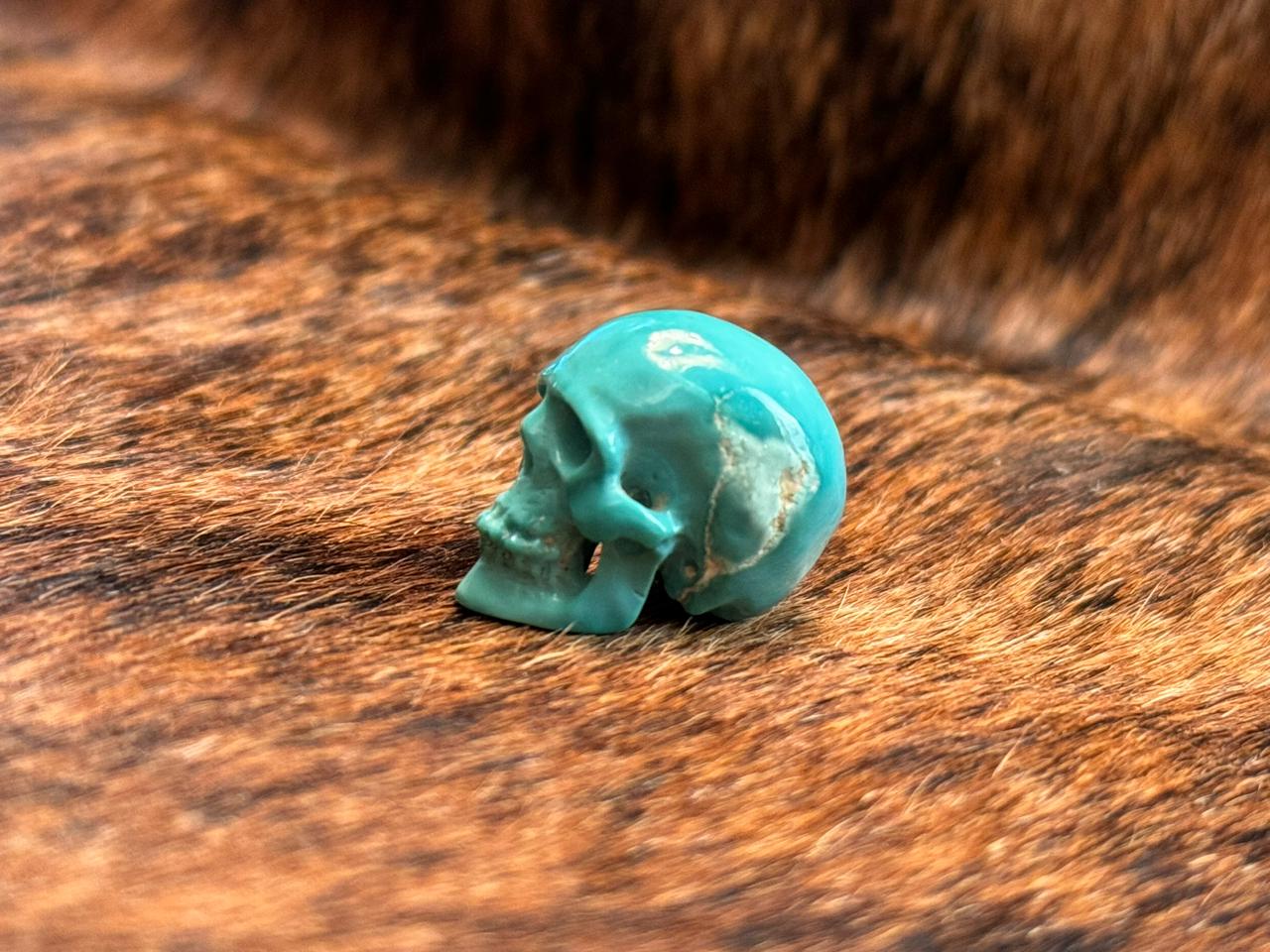44 Carat Natural Turquoise Skull Pendant - Handcrafted Jewelry for Men & Women - Perfect for Gifts, Boho Style & Spiritual Healing