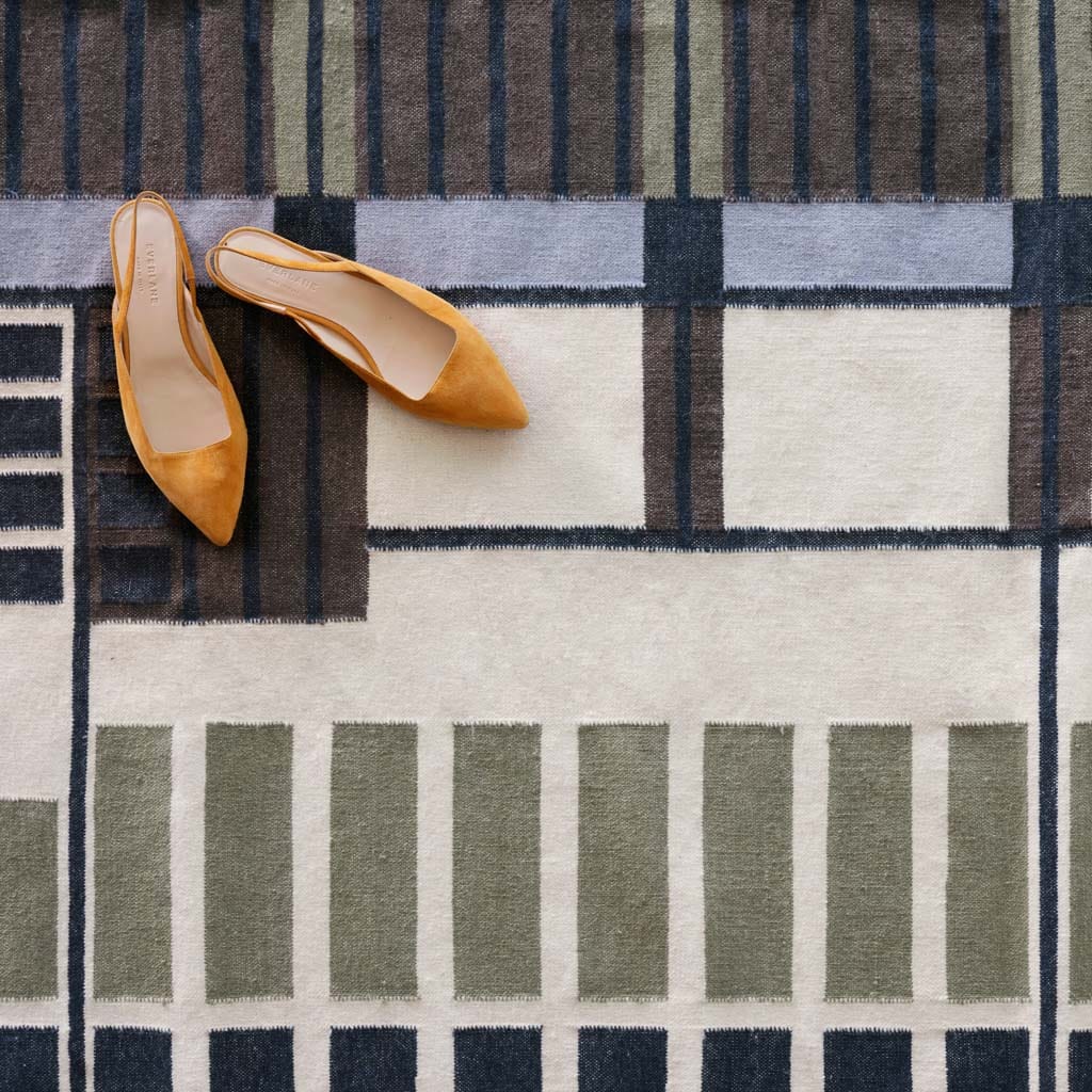Handwoven Amman Area Rug in Olive Green - Perfect for Living Room, Bedroom, or Office Decor