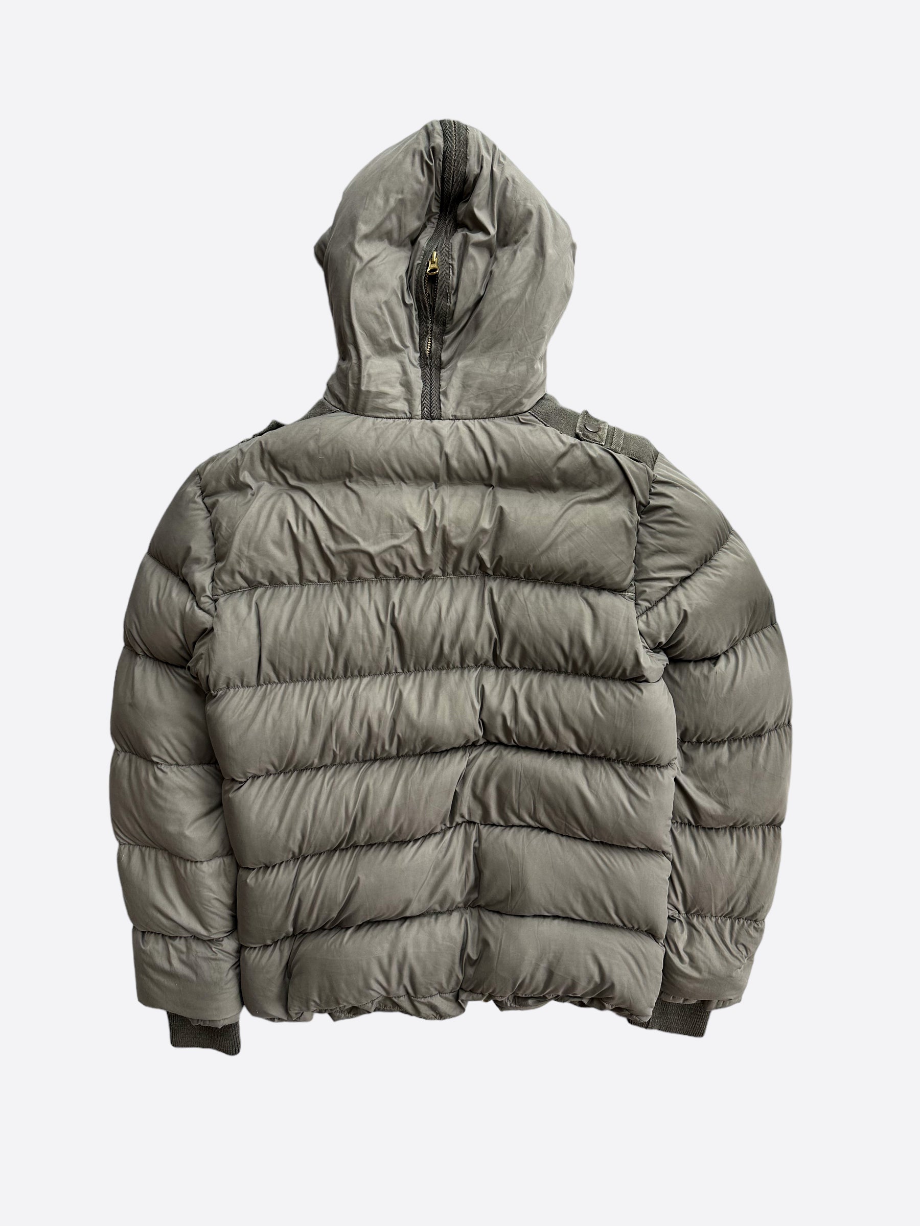 Canada Goose Grey Garment Dyed Branta Men's Winter Jacket - Waterproof Windproof Parka for Cold Weather, Outdoor Activities & Urban Style