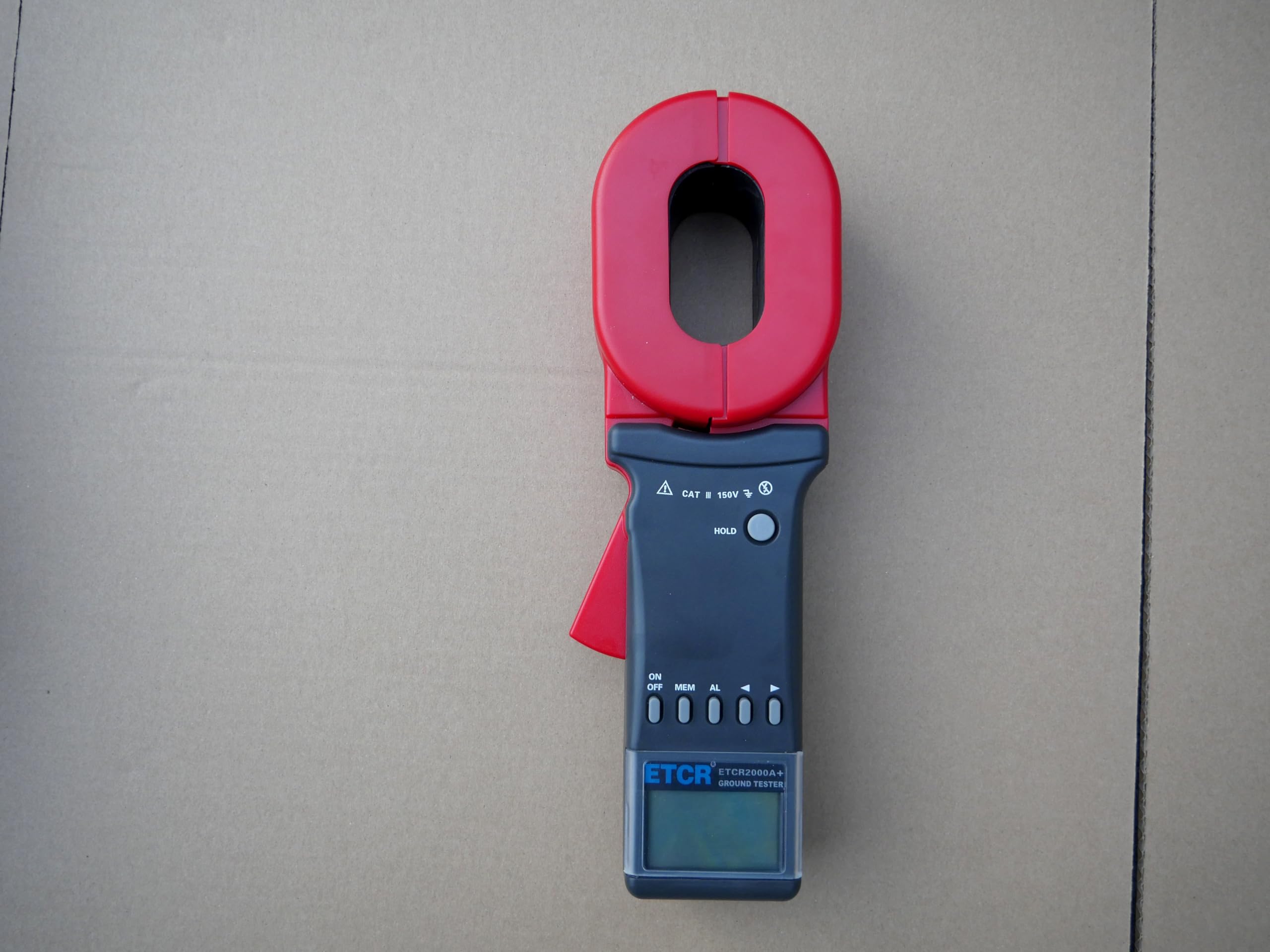 ETCR2000A Digital Clamp Ground Resistance Tester - 0.01-200Ω High Accuracy ±(1%+0.01Ω) for Electrical Safety Testing | Ideal for Industrial Maintenance, Power Systems & DIY Home Electrical Projects