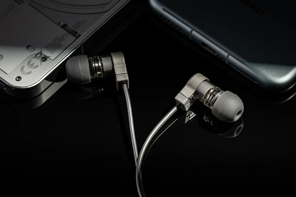 MOONDROP QUARK 2 HiFi Dynamic Driver In-Ear Headphones (IEM) - Premium Sound Quality for Music Lovers, Audiophiles & Gamers - Perfect for Travel, Workouts & Daily Commute