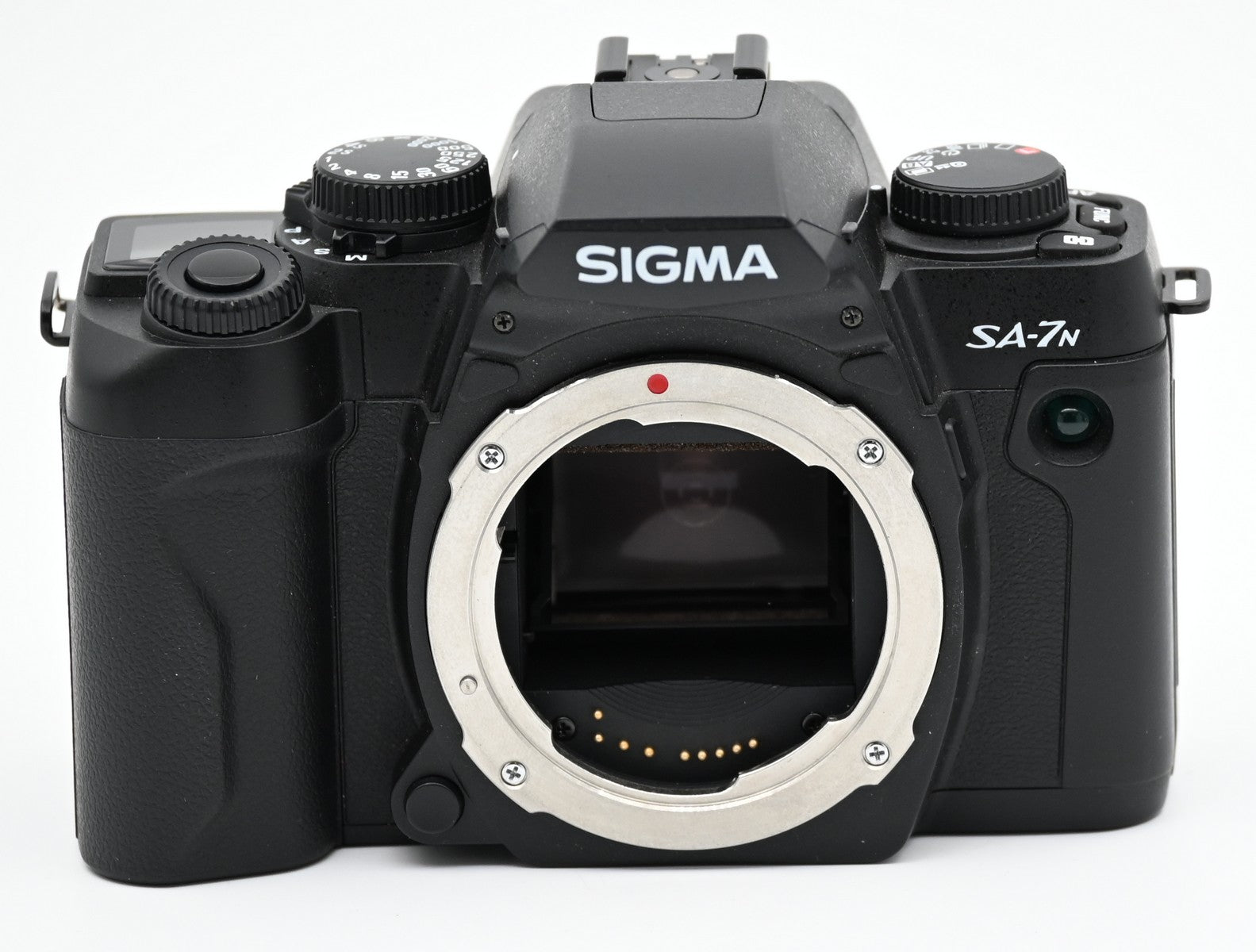 Sigma SA 7N SLR Film Camera with 28-80mm & 70-300mm Lenses - Vintage Film Photography for Travel, Street & Portrait Shooting