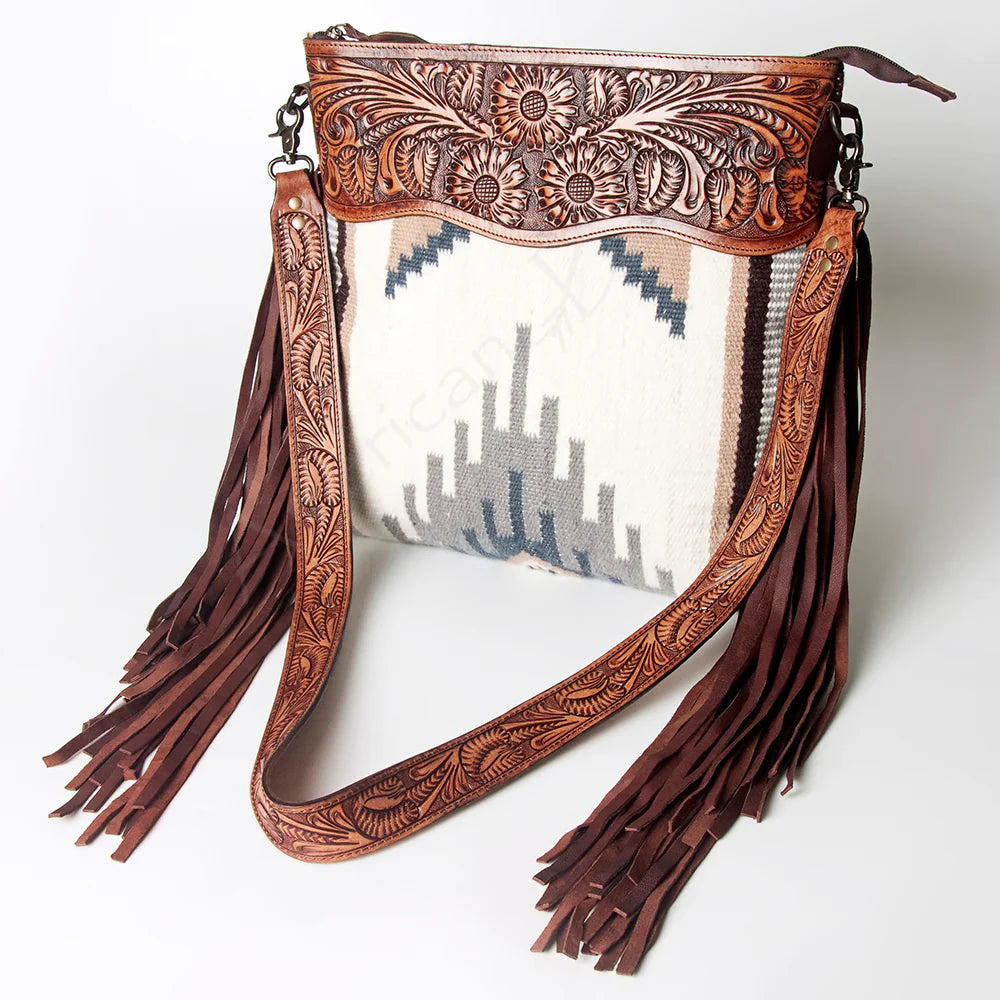 American Darling Cream & Gray Aztec Blanket Purse - Stylish Boho Crossbody Bag for Women, Perfect for Music Festivals, Beach Outings & Travel Accessories